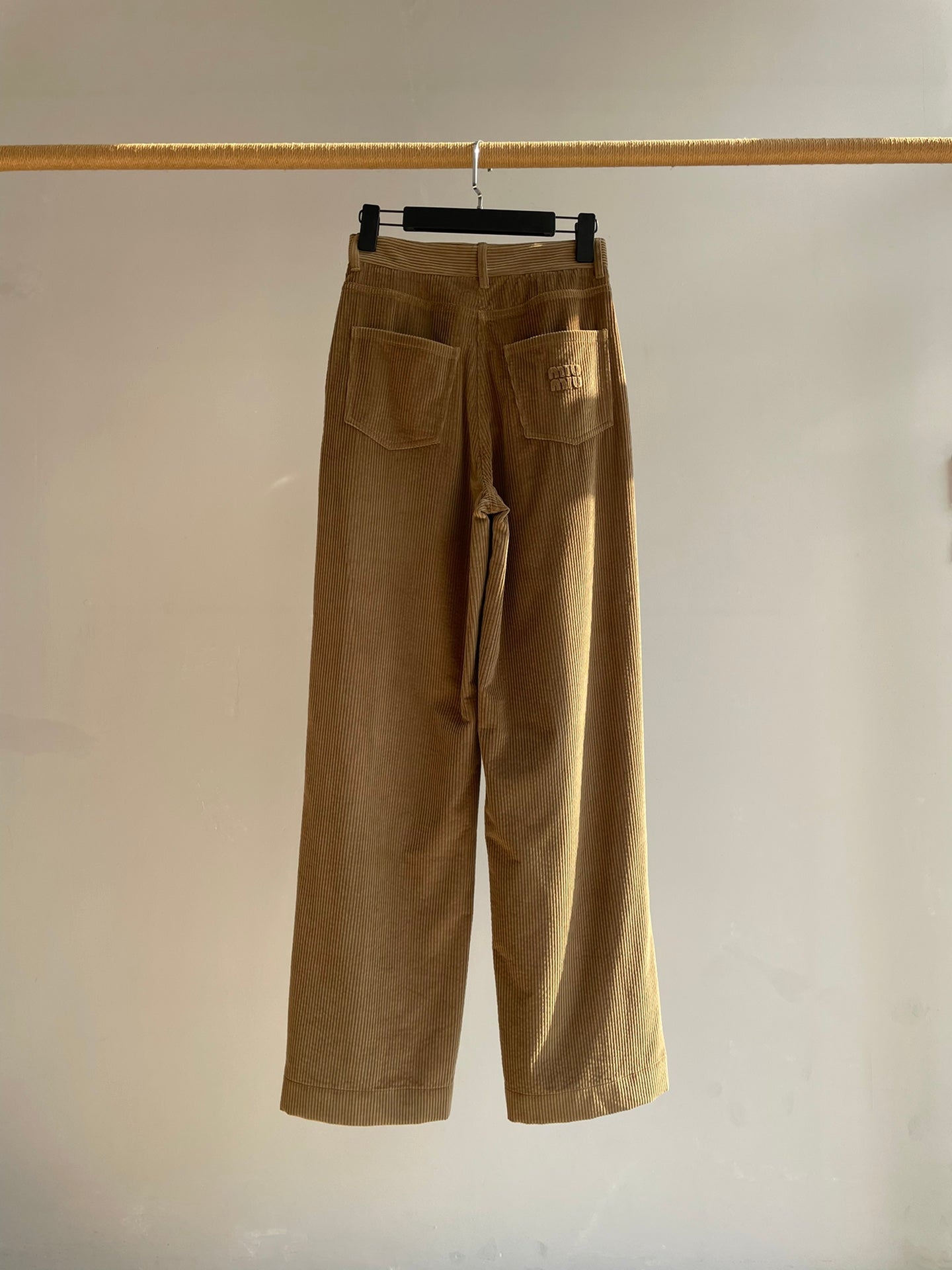 MIUMIU WIDE-LEG PANTS STYLE 671