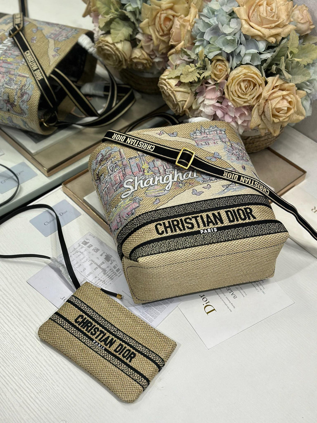 DIOR 26S BOOK TOTE BAG 25 IN MUTICOLOR RAFFIA STYLE 4