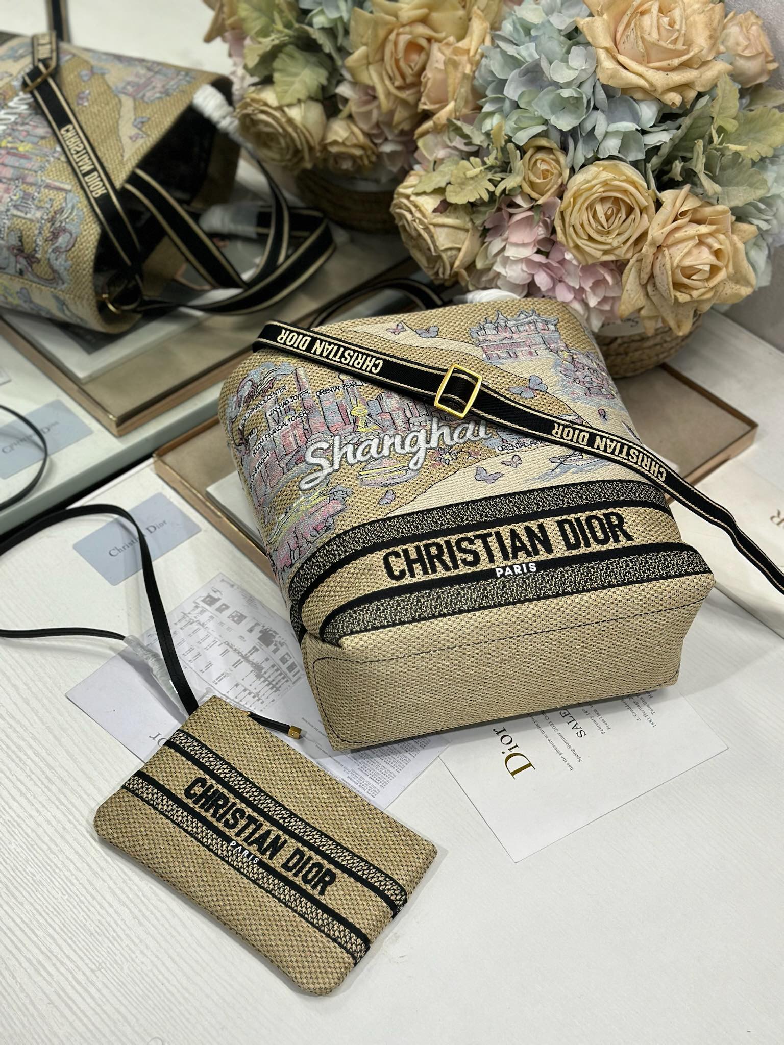 DIOR 26S BOOK TOTE BAG 25 IN MUTICOLOR RAFFIA STYLE 4