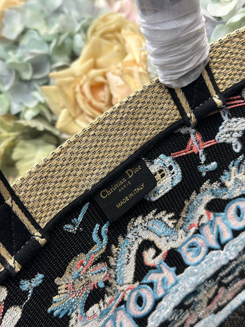 DIOR 26S BOOK TOTE BAG 25 IN MUTICOLOR RAFFIA STYLE 3
