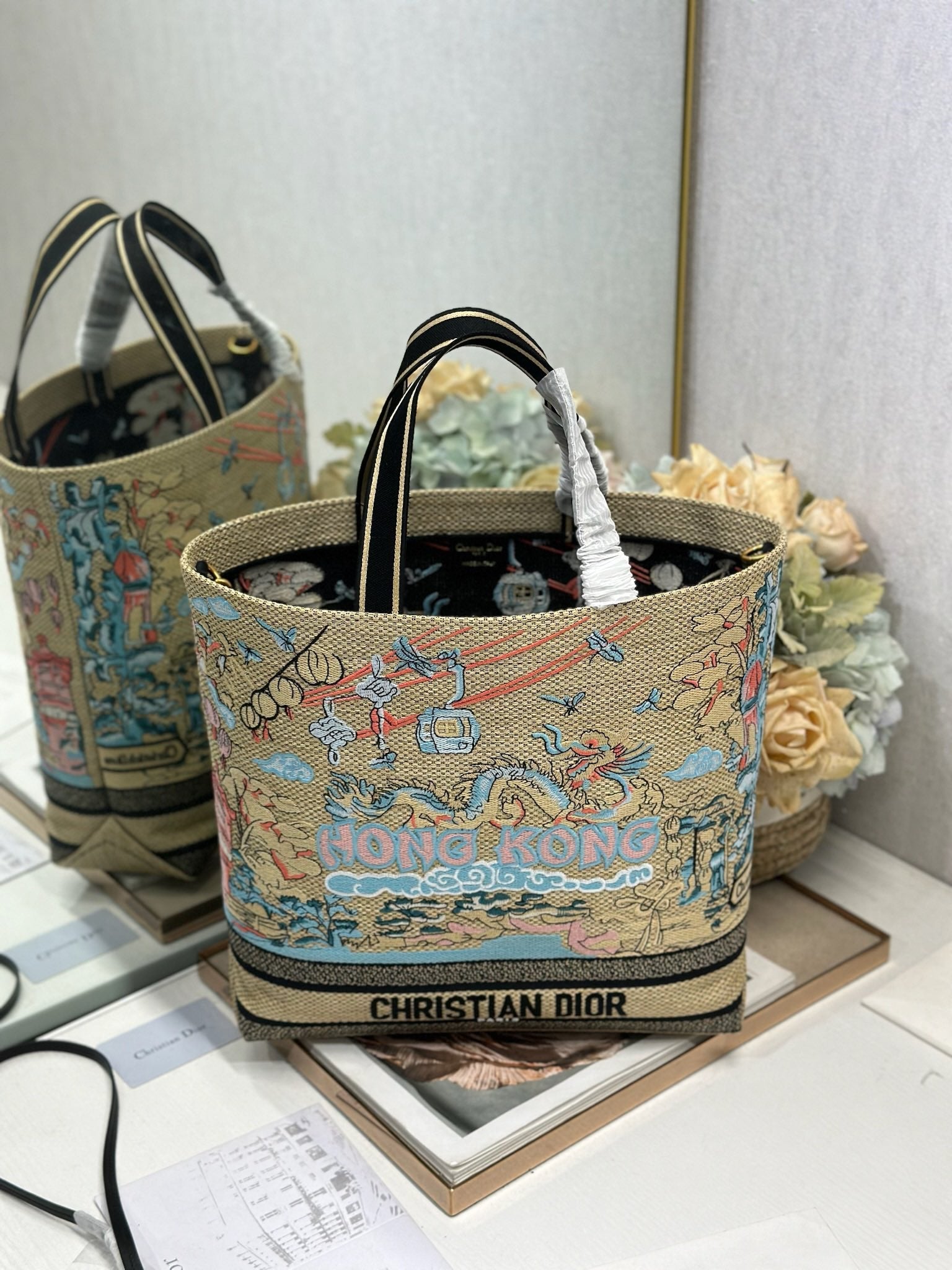DIOR 26S BOOK TOTE BAG 34 IN MUTICOLOR RAFFIA STYLE 2