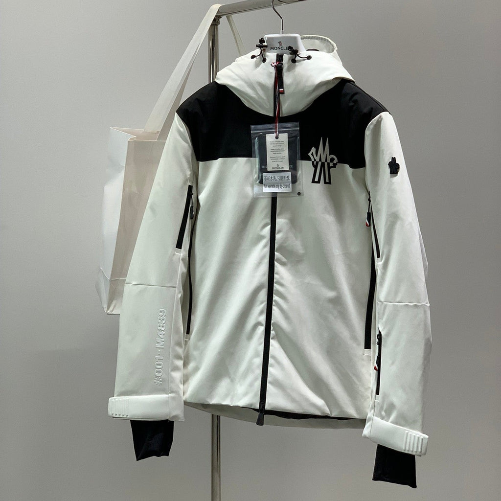 MONCLER 25S JACKET 374