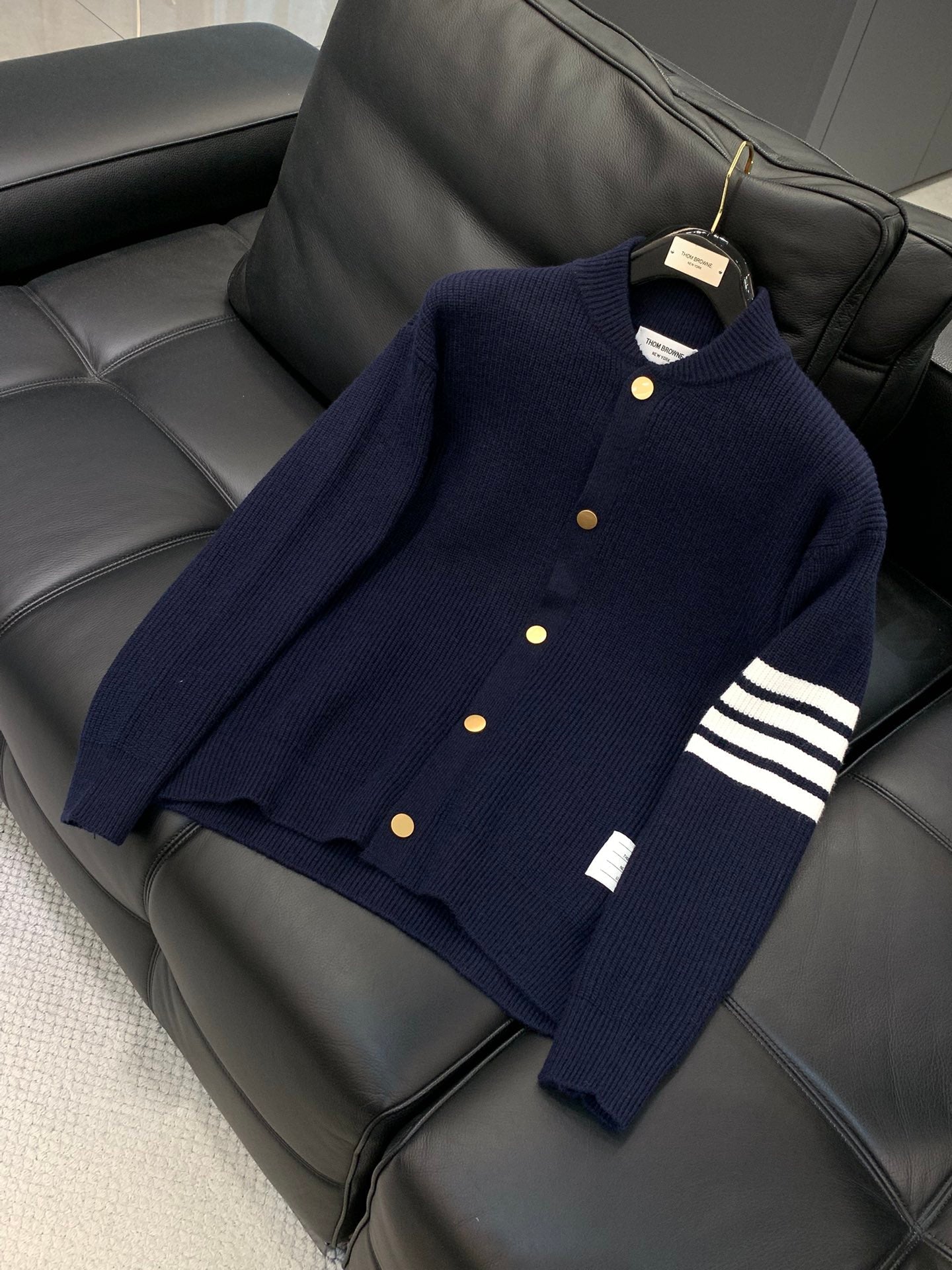 THOM 26S CARDIGAN STYLE 57