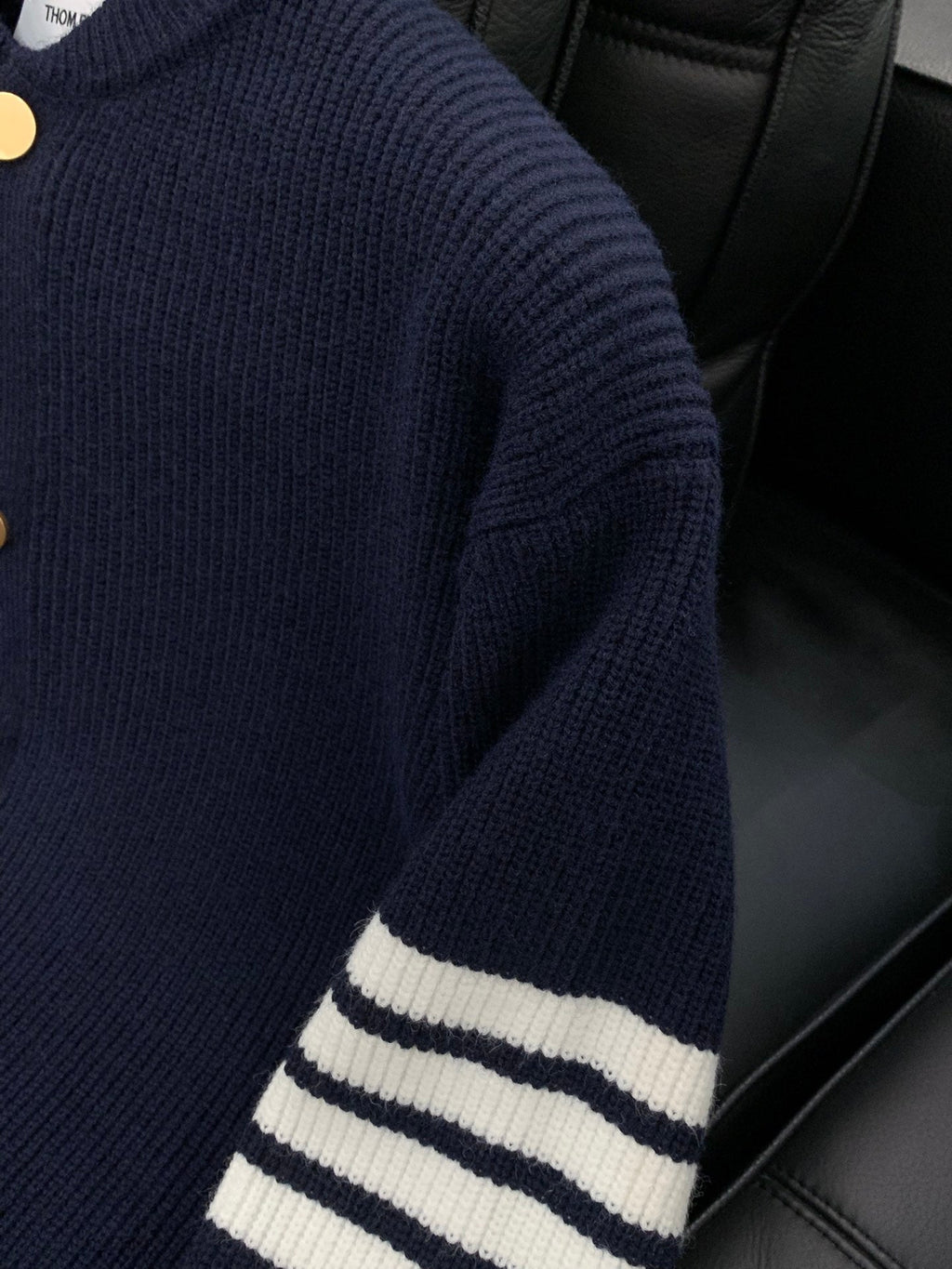 THOM 26S CARDIGAN STYLE 57