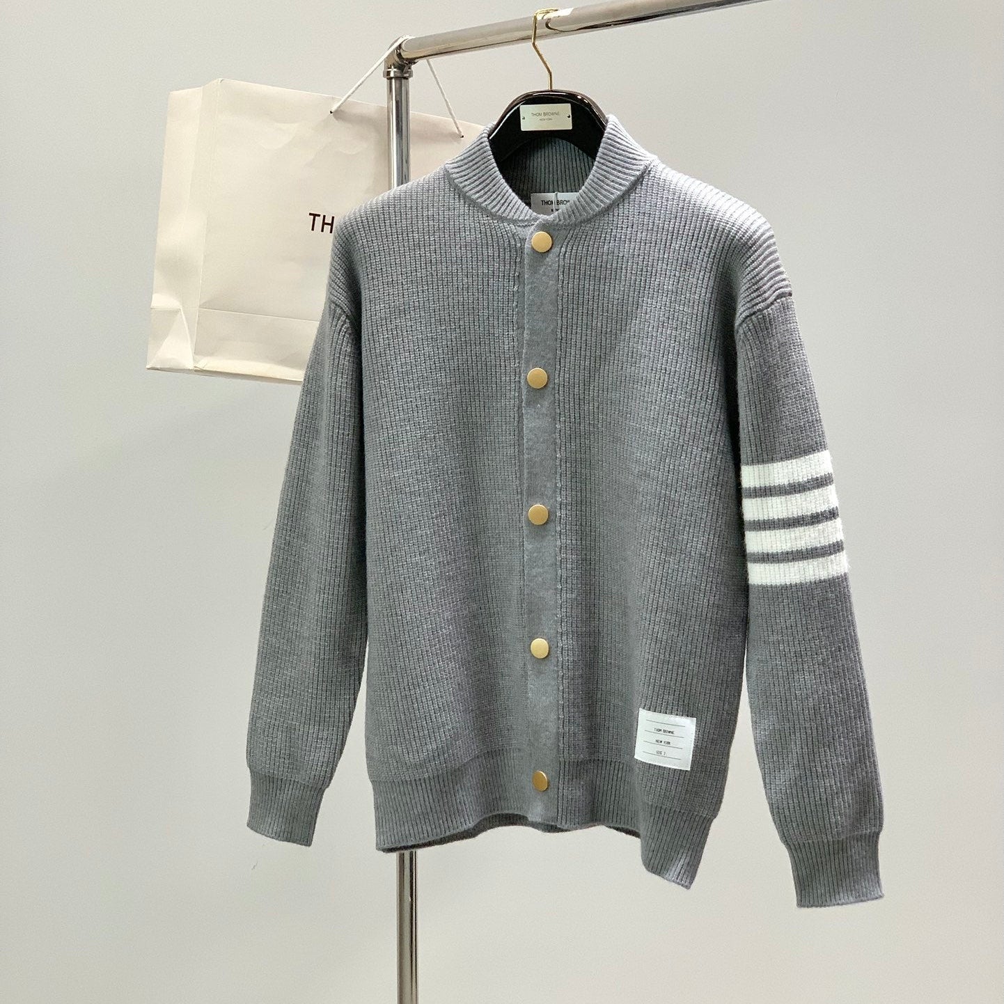 THOM 26S CARDIGAN STYLE 56