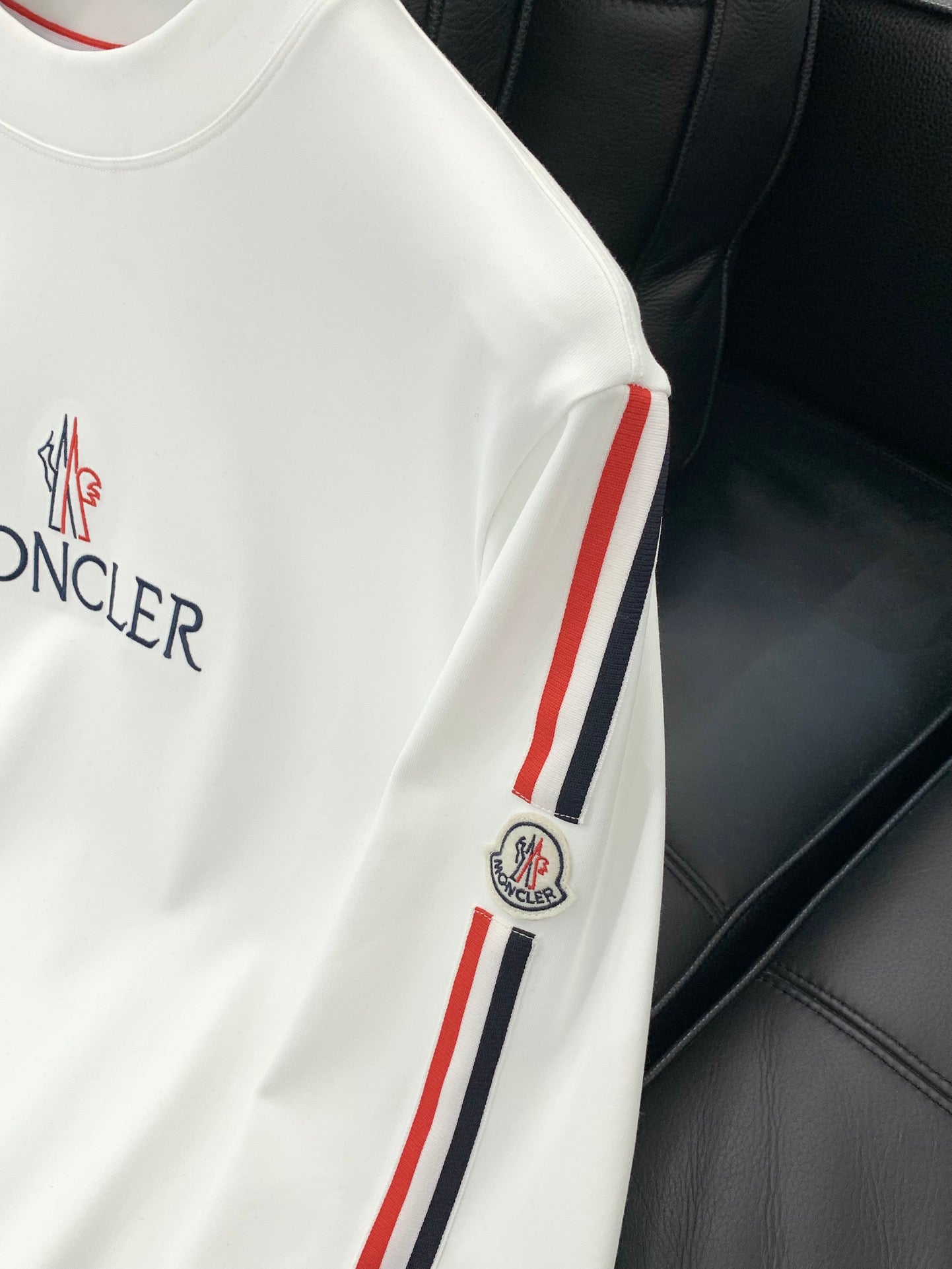 MONCLER 25S LONG-SLEEVE T-SHIRT 338