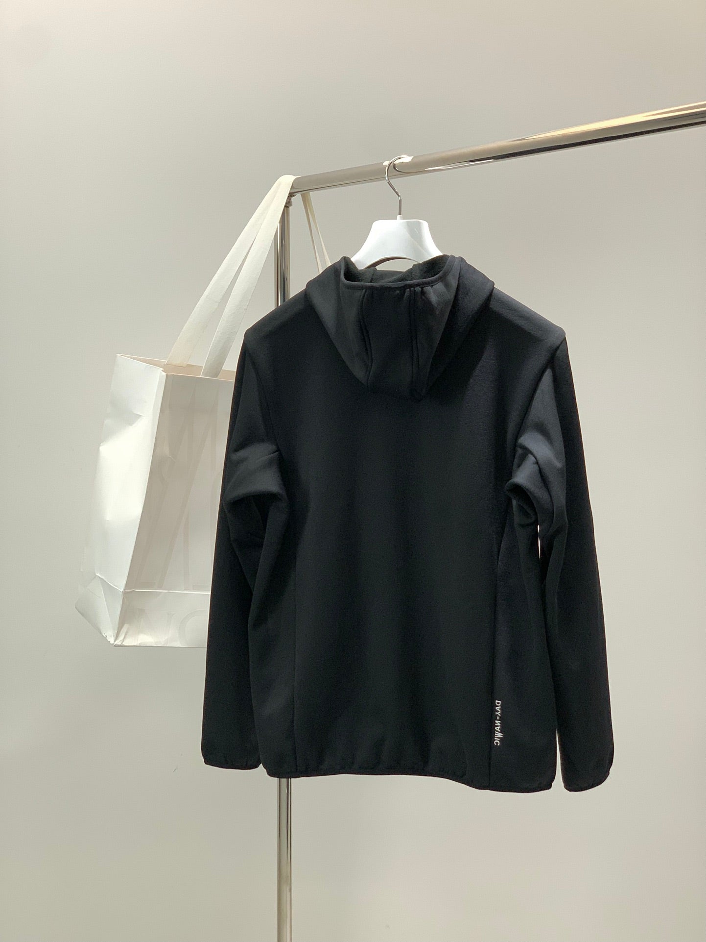 MONCLER 25S JACKET 357