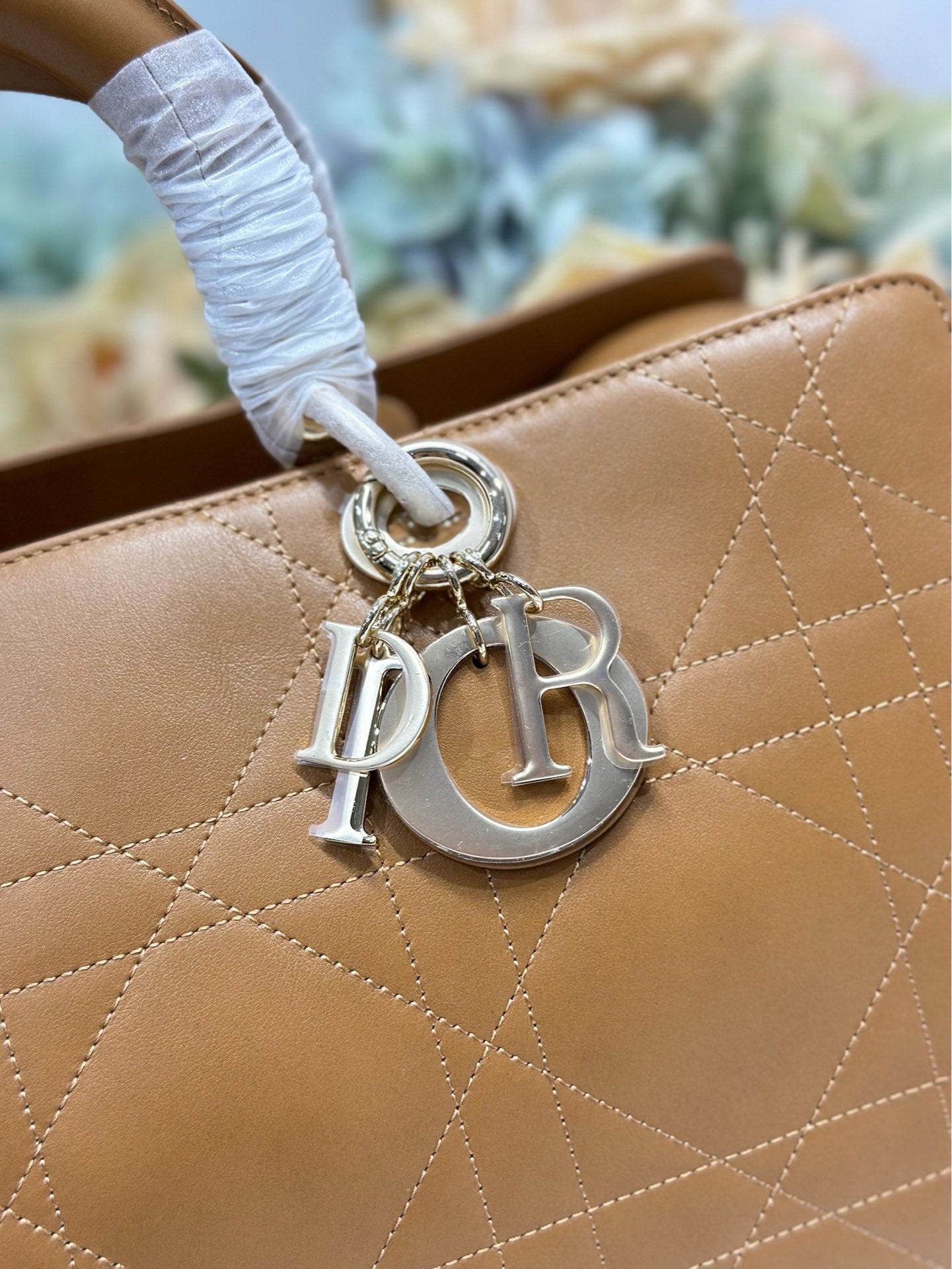 DIOR 26S LADY BAG 34 IN LIGHT BROWN CALFSKIN