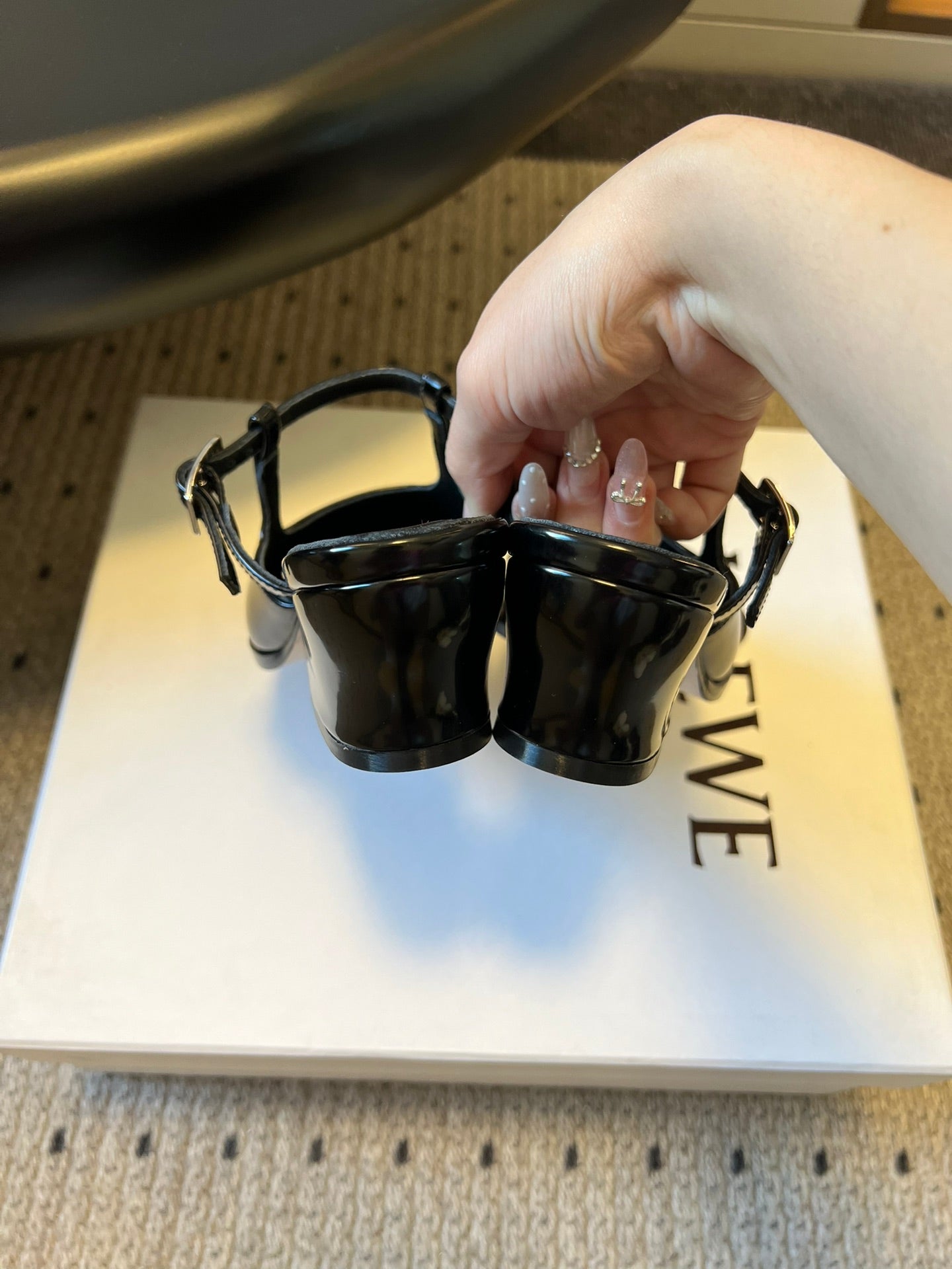 LOEWE 26S ONDA MULE 45MM IN BLACK GLOSSY CALFSKIN