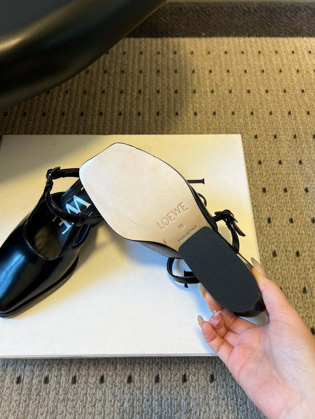 LOEWE 26S ONDA MULE 45MM IN BLACK GLOSSY CALFSKIN