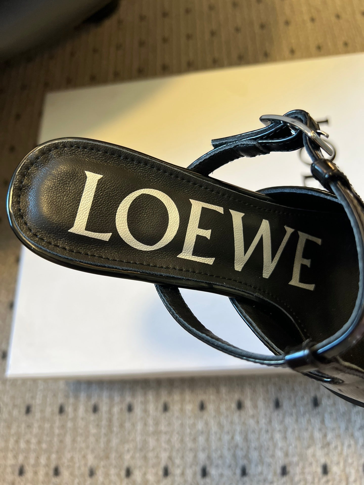 LOEWE 26S ONDA MULE 45MM IN BLACK GLOSSY CALFSKIN