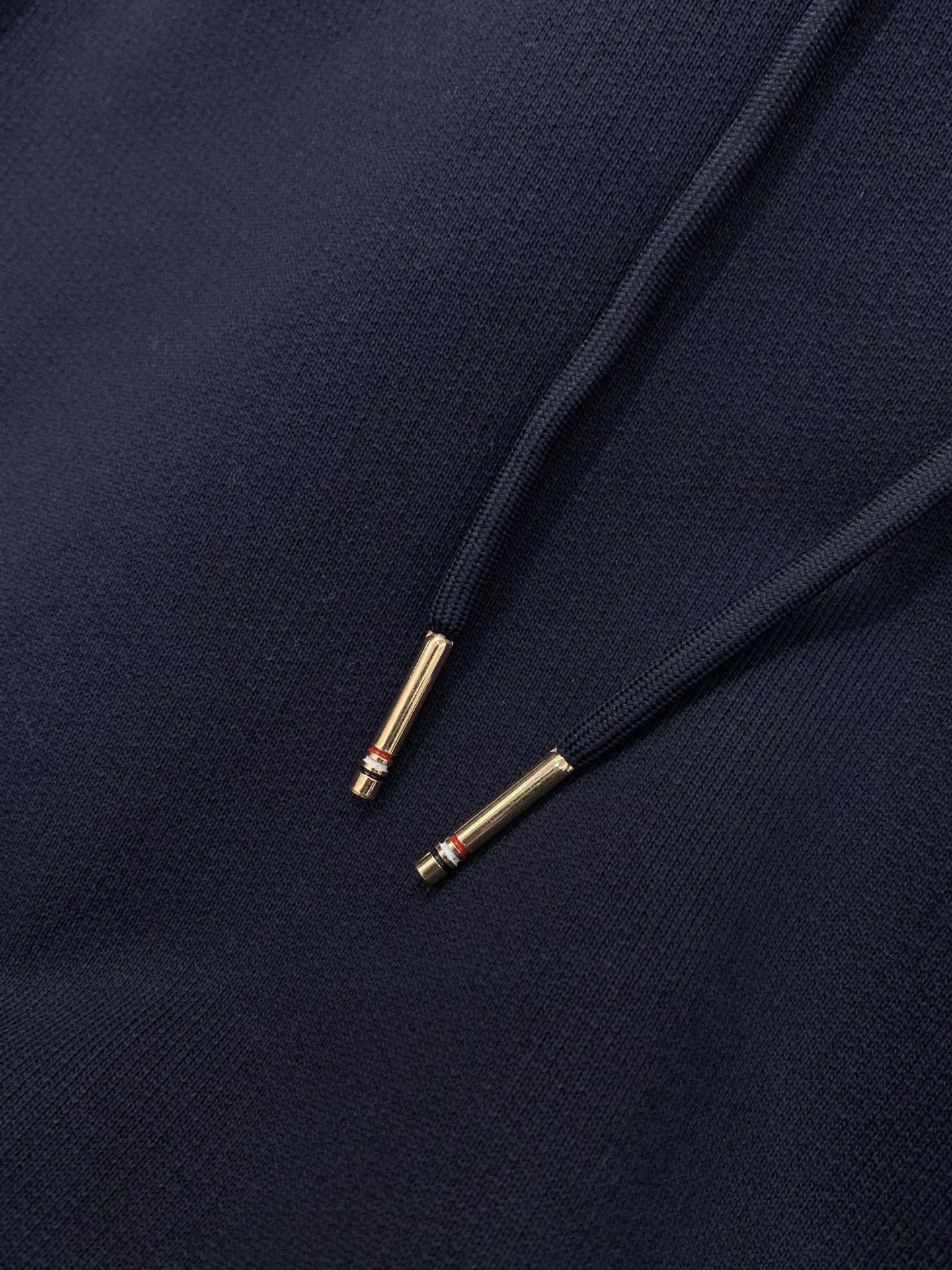 THOM 26S HOODIE STYLE 39