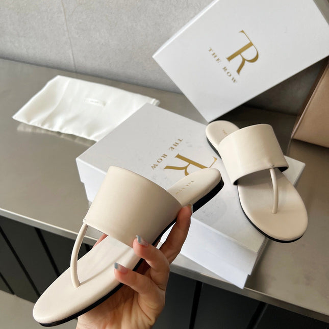 THE ROW 26S FLAT THONG SANDALS IN WHITE CALFSKIN