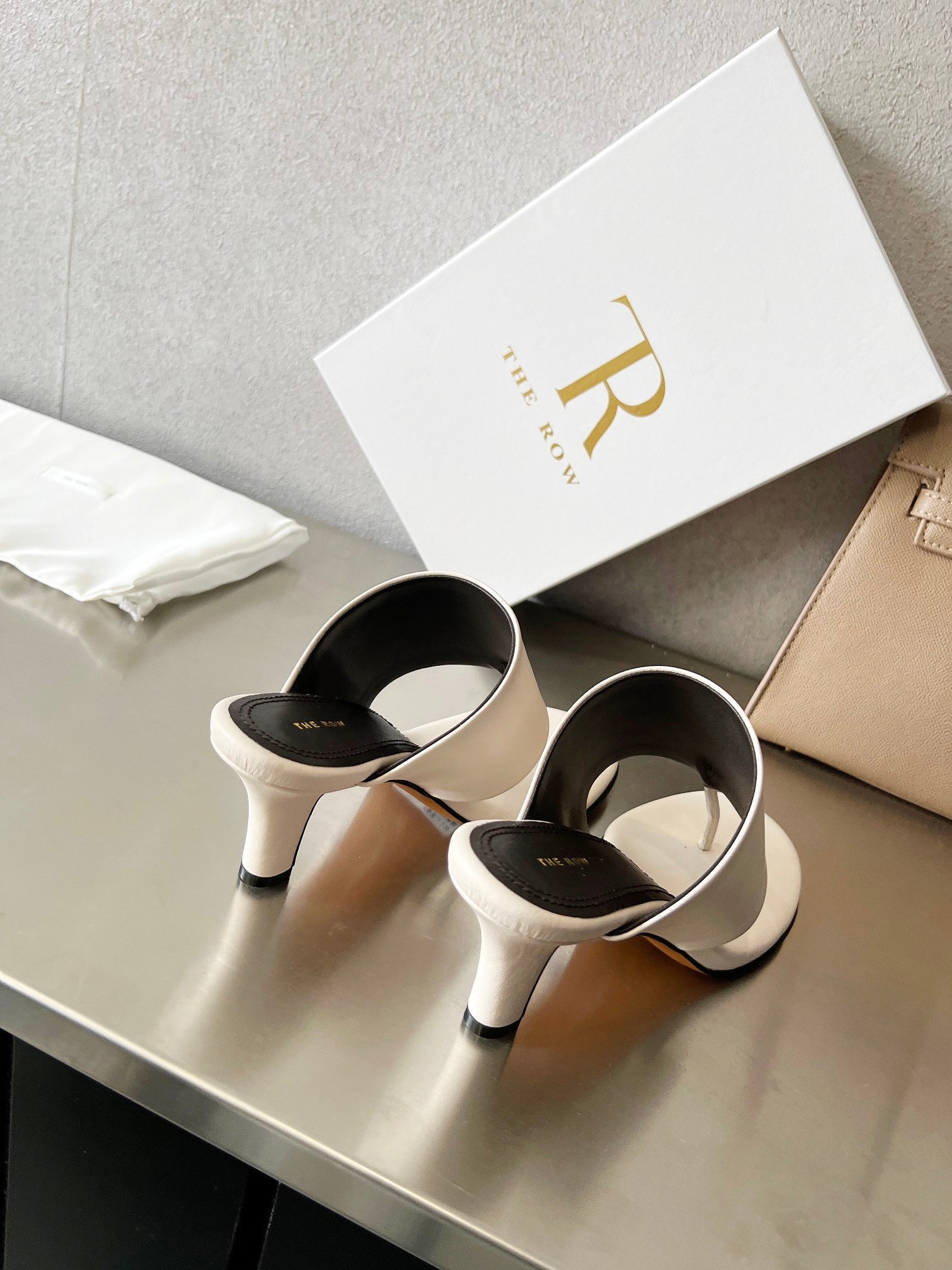 THE ROW 26S HEELED THONG MULES 60MM IN WHITE CALFSKIN