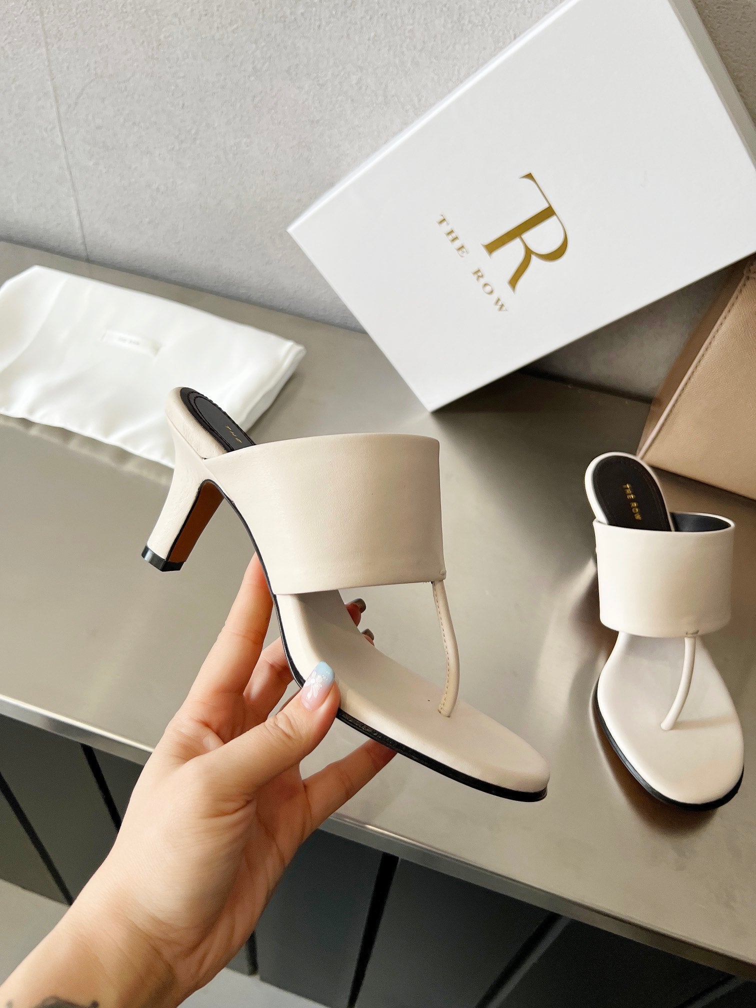 THE ROW 26S HEELED THONG MULES 60MM IN WHITE CALFSKIN
