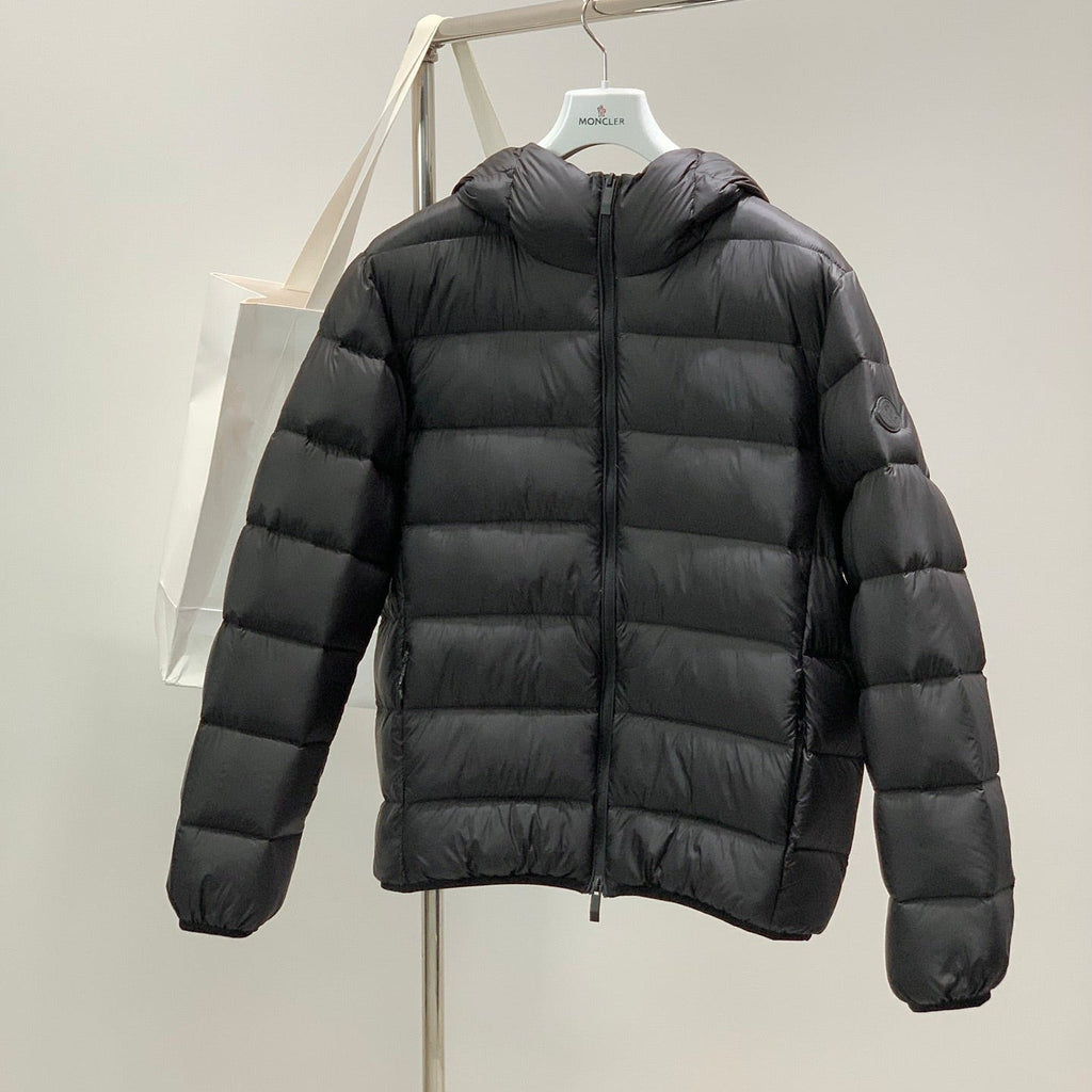 MONCLER 25S DOWN JACKET 300