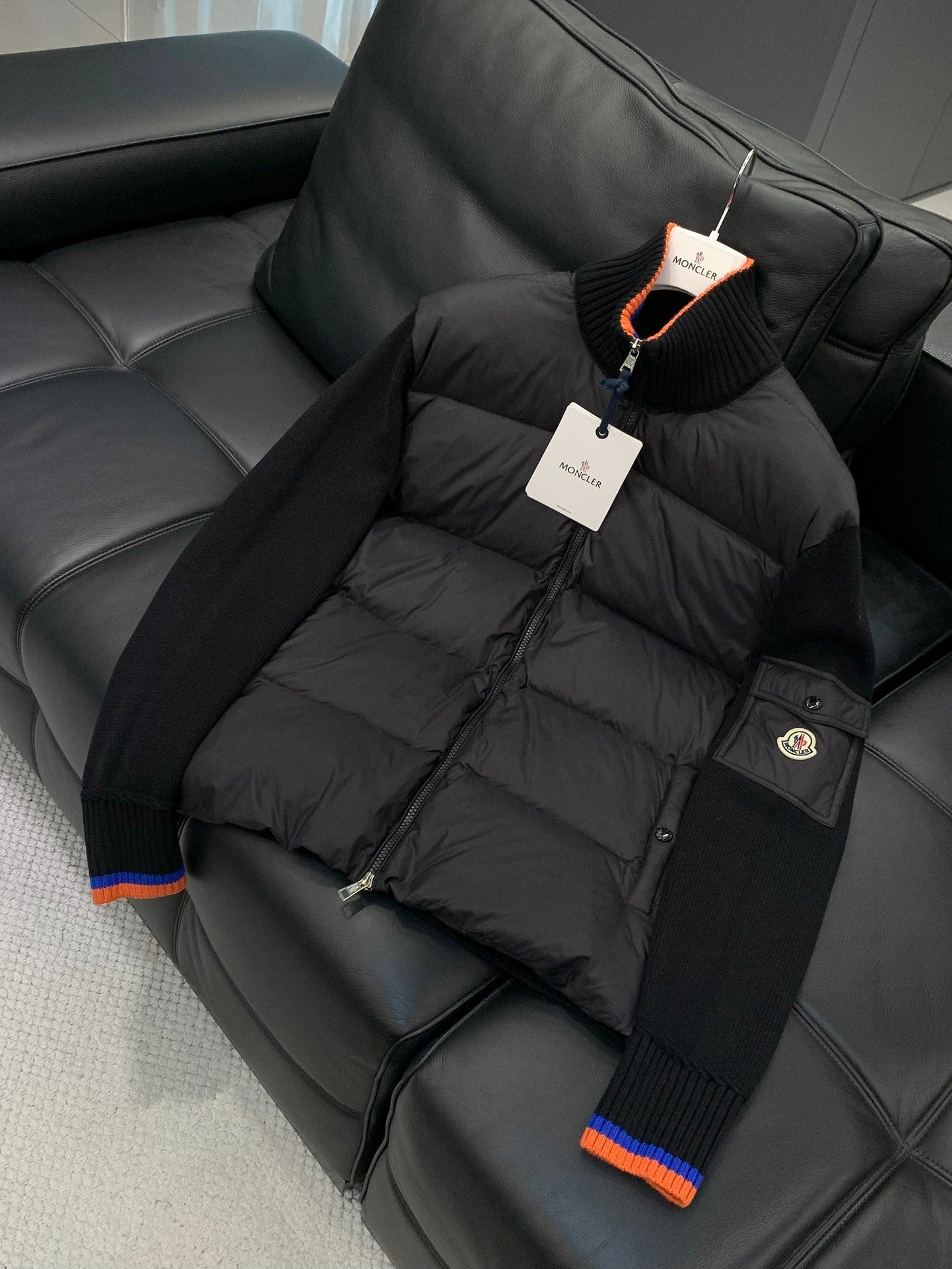 MONCLER 25S DOWN JACKET 301