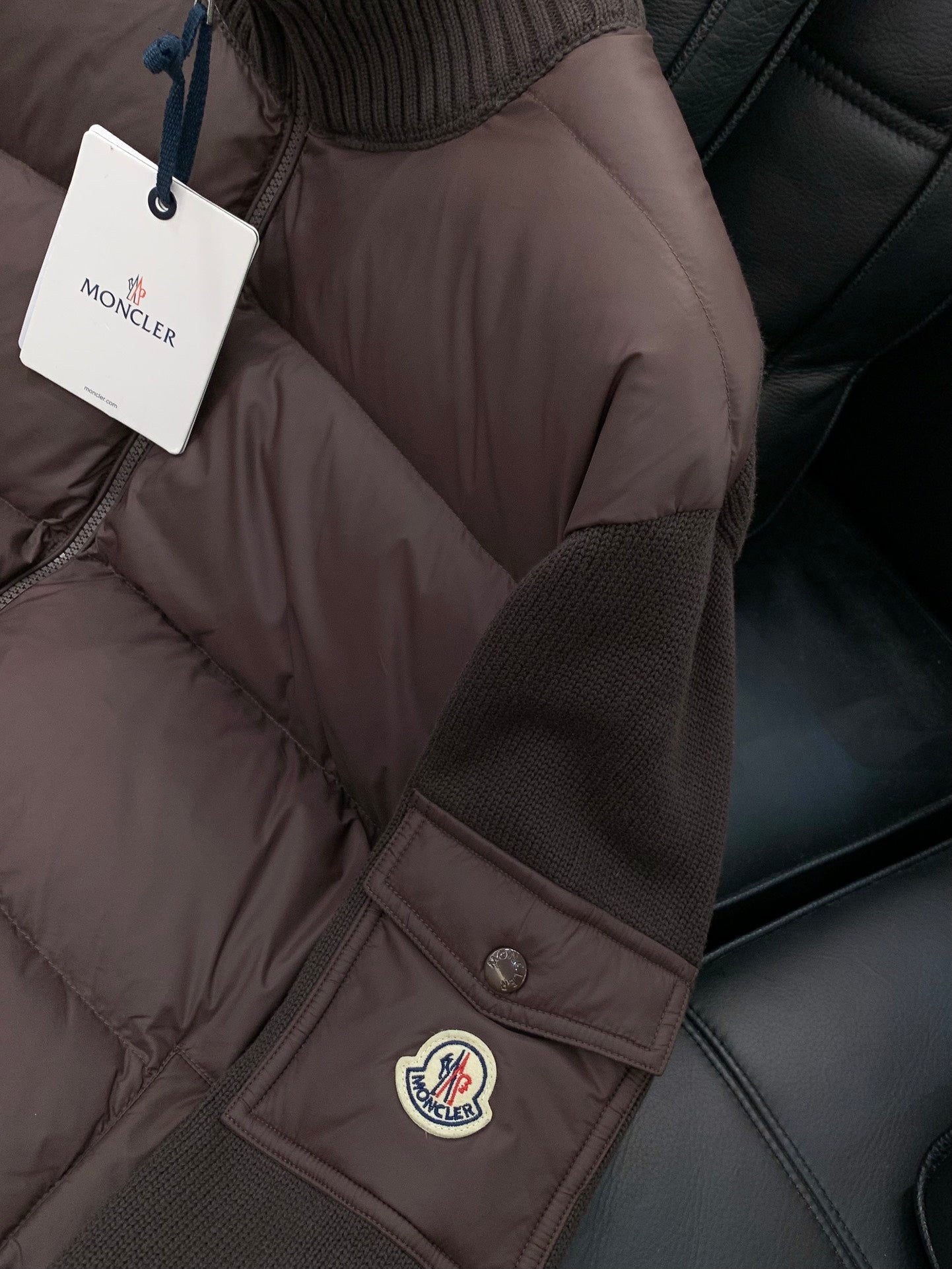 MONCLER 25S DOWN JACKET 302