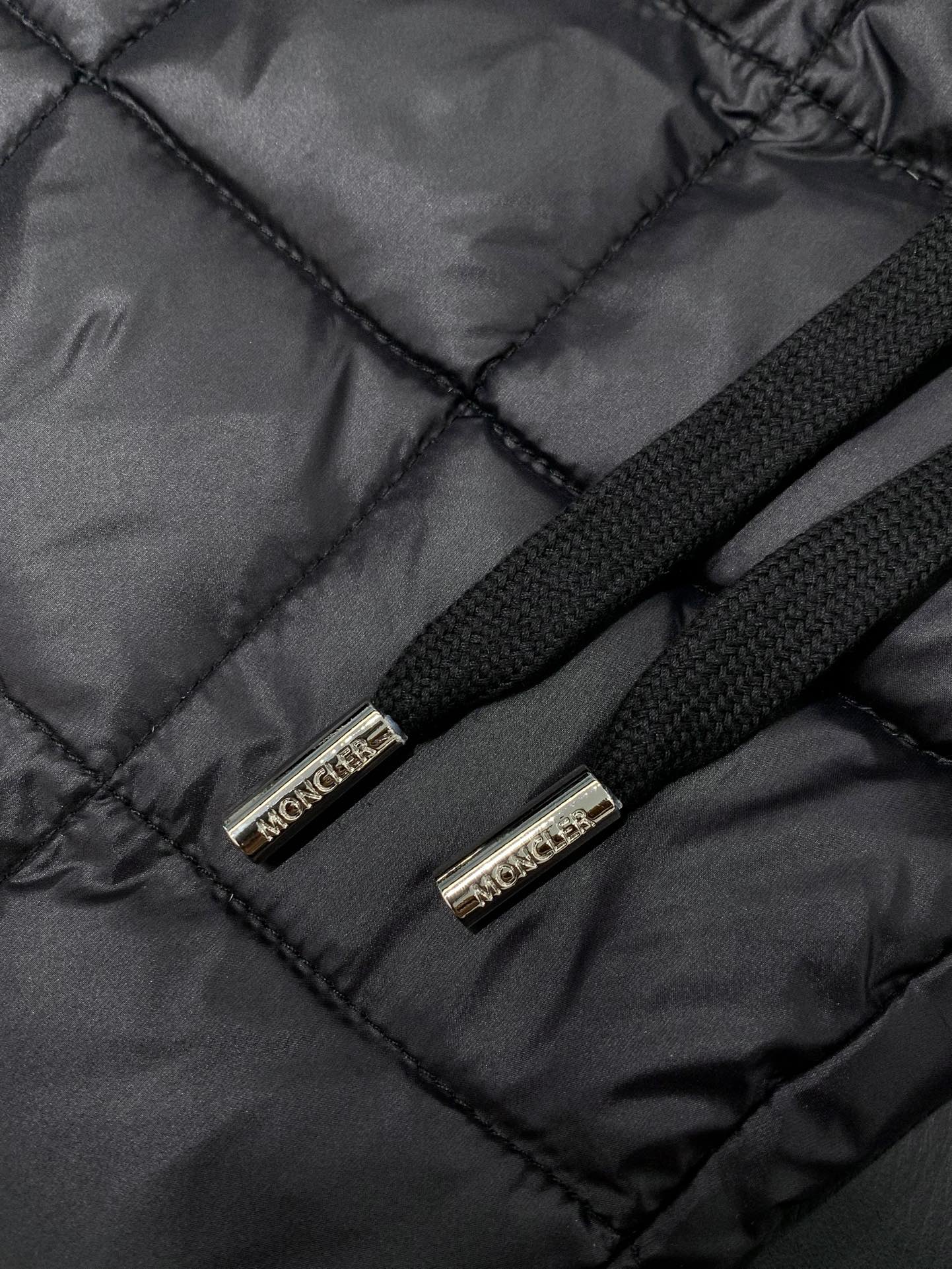 MONCLER 25S QUILTED DOWN PANTS 303