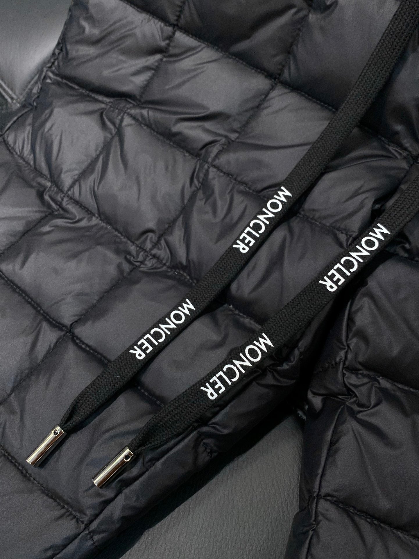 MONCLER 25S QUILTED DOWN PANTS 303