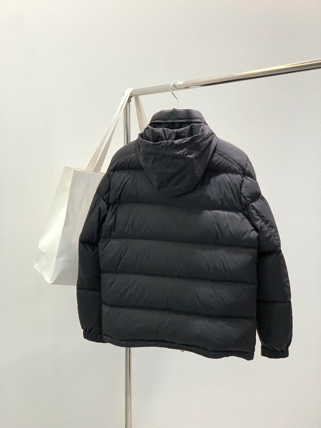 MONCLER 25S PUFFER JACKET 270