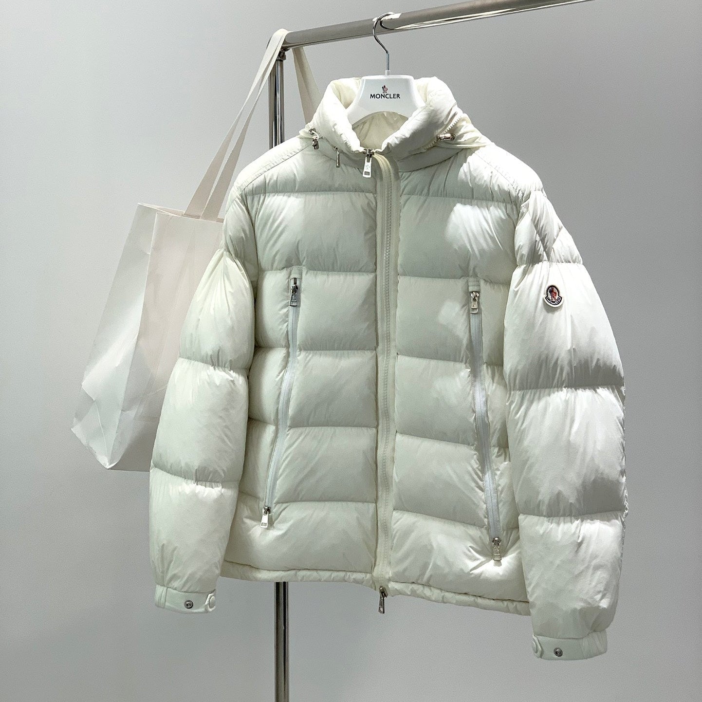 MONCLER 25S PUFFER JACKET 271
