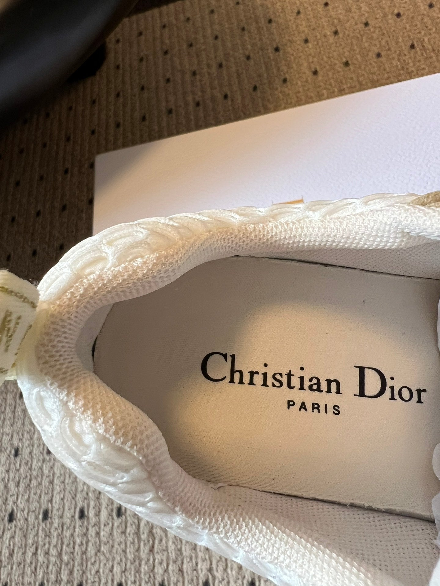 DIOR 26S VIBE SNEAKER 55MM IN GOLD DIOR OBLIQUE LUSENTI EMBROIDERED COTTON AND BEIGE SUEDE