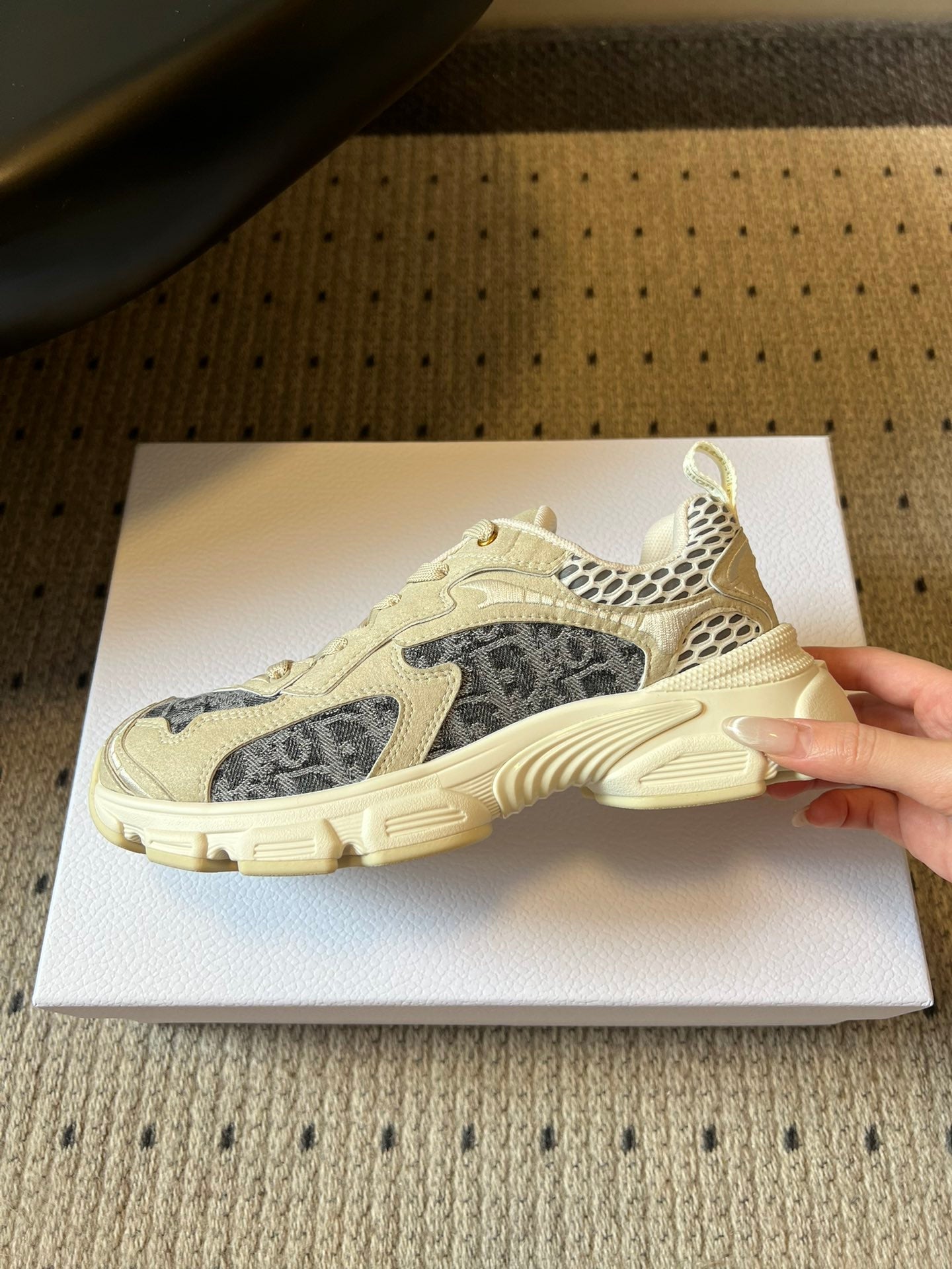 DIOR 26S VIBE SNEAKER 55MM IN DARK GRAY DIOR OBLIQUE LUSENTI EMBROIDERED COTTON AND BEIGE SUEDE