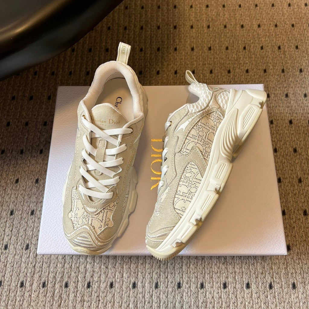 DIOR 26S VIBE SNEAKER 55MM IN BEIGE DIOR OBLIQUE LUSENTI EMBROIDERED COTTON AND SUEDE