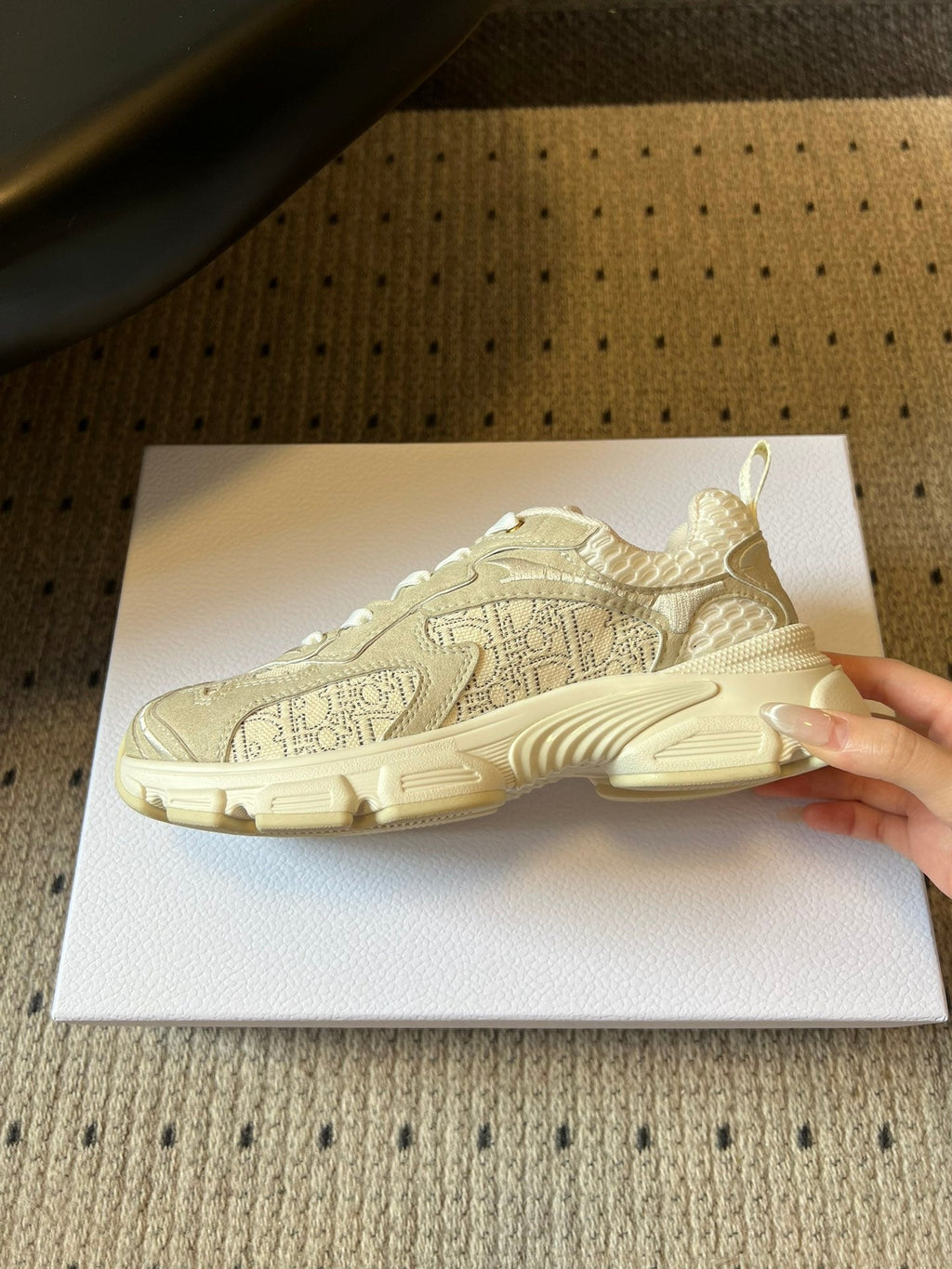 DIOR 26S VIBE SNEAKER 55MM IN BEIGE DIOR OBLIQUE LUSENTI EMBROIDERED COTTON AND SUEDE