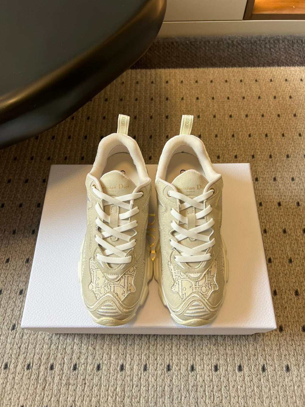 DIOR 26S VIBE SNEAKER 55MM IN BEIGE DIOR OBLIQUE LUSENTI EMBROIDERED COTTON AND SUEDE