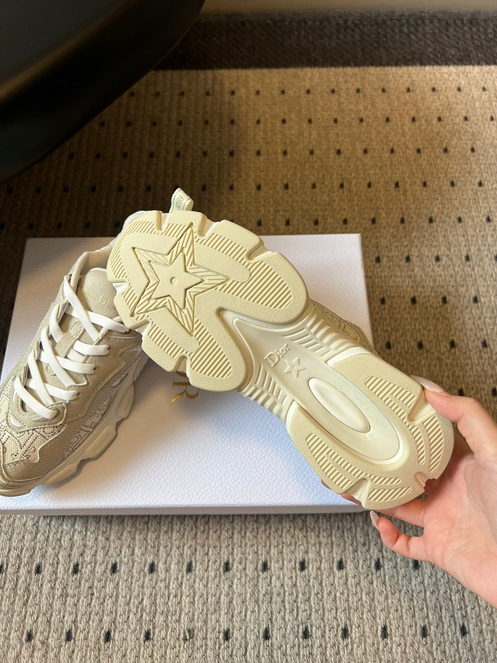 DIOR 26S VIBE SNEAKER 55MM IN BEIGE DIOR OBLIQUE LUSENTI EMBROIDERED COTTON AND SUEDE