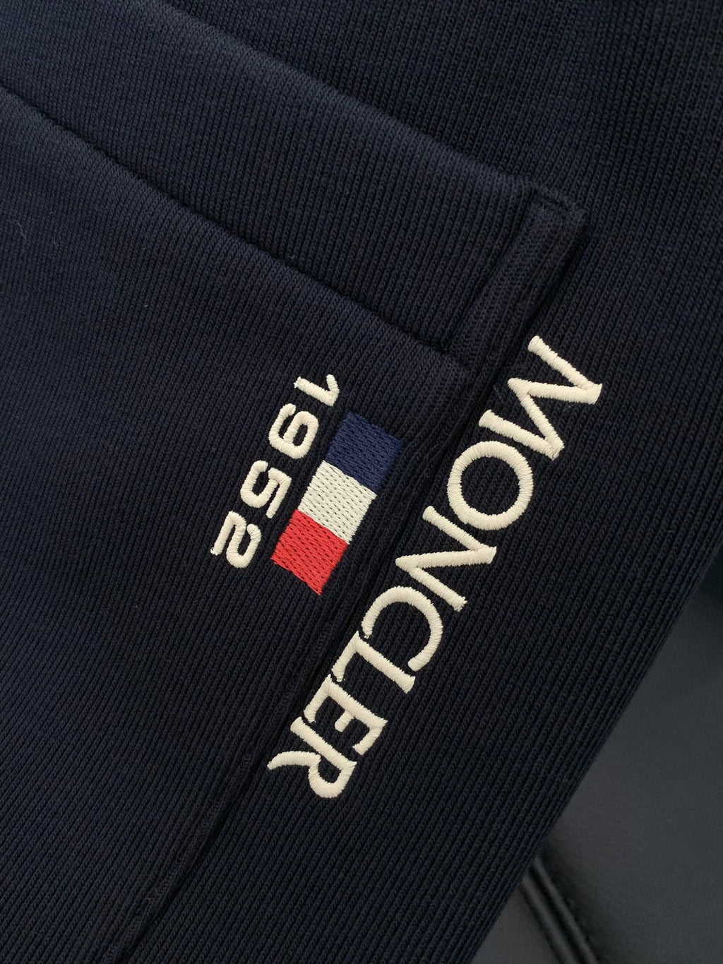 MONCLER 25S PANTS 268