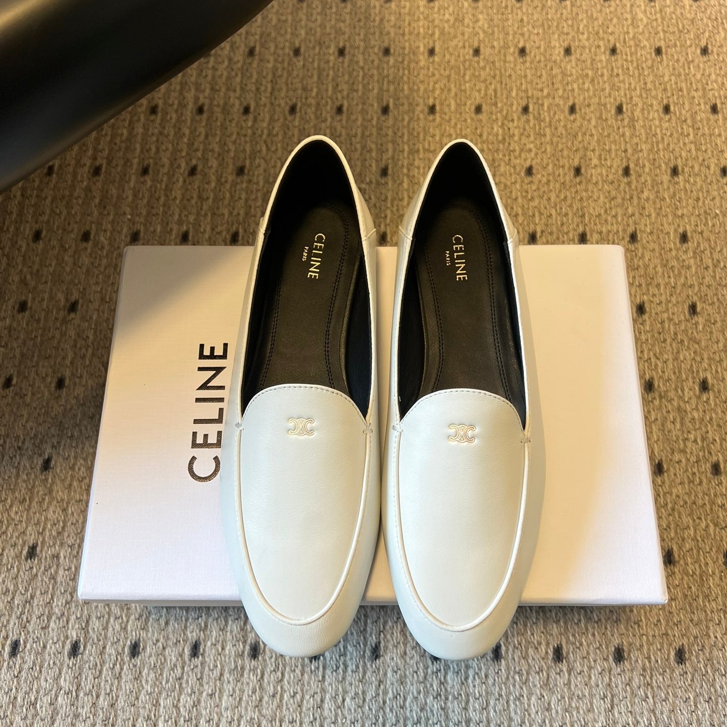 CELINE 26S FLAT LOAFERS IN WHITE LAMBSKIN