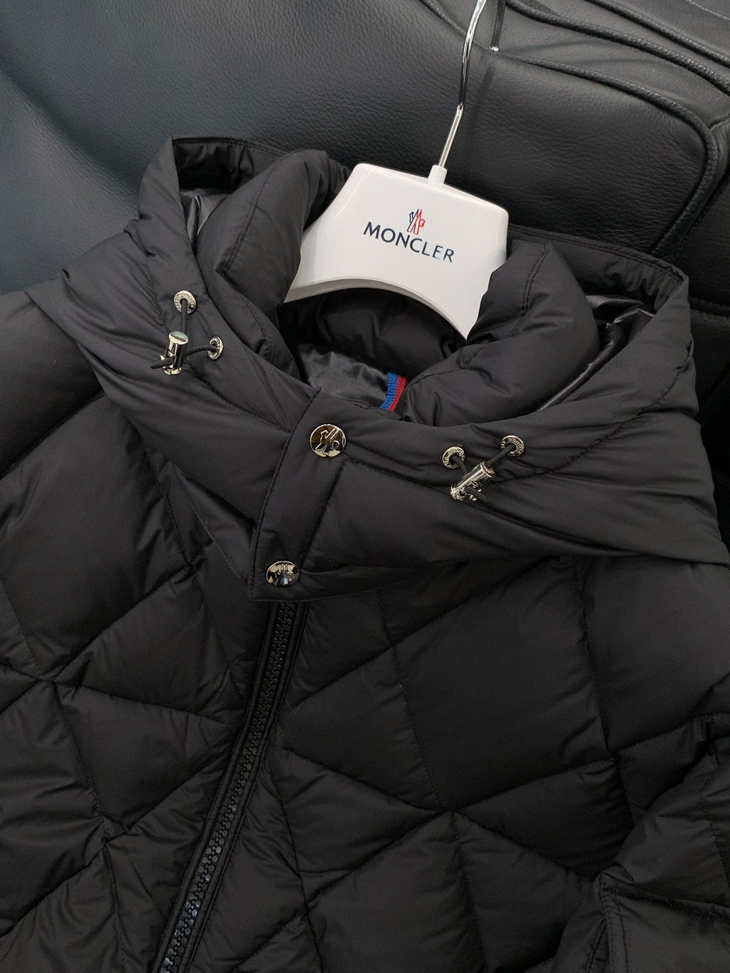 MONCLER 25S DOWN JACKET 393