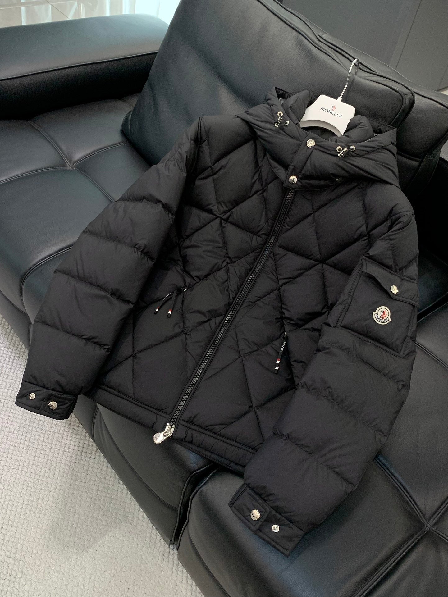 MONCLER 25S DOWN JACKET 393