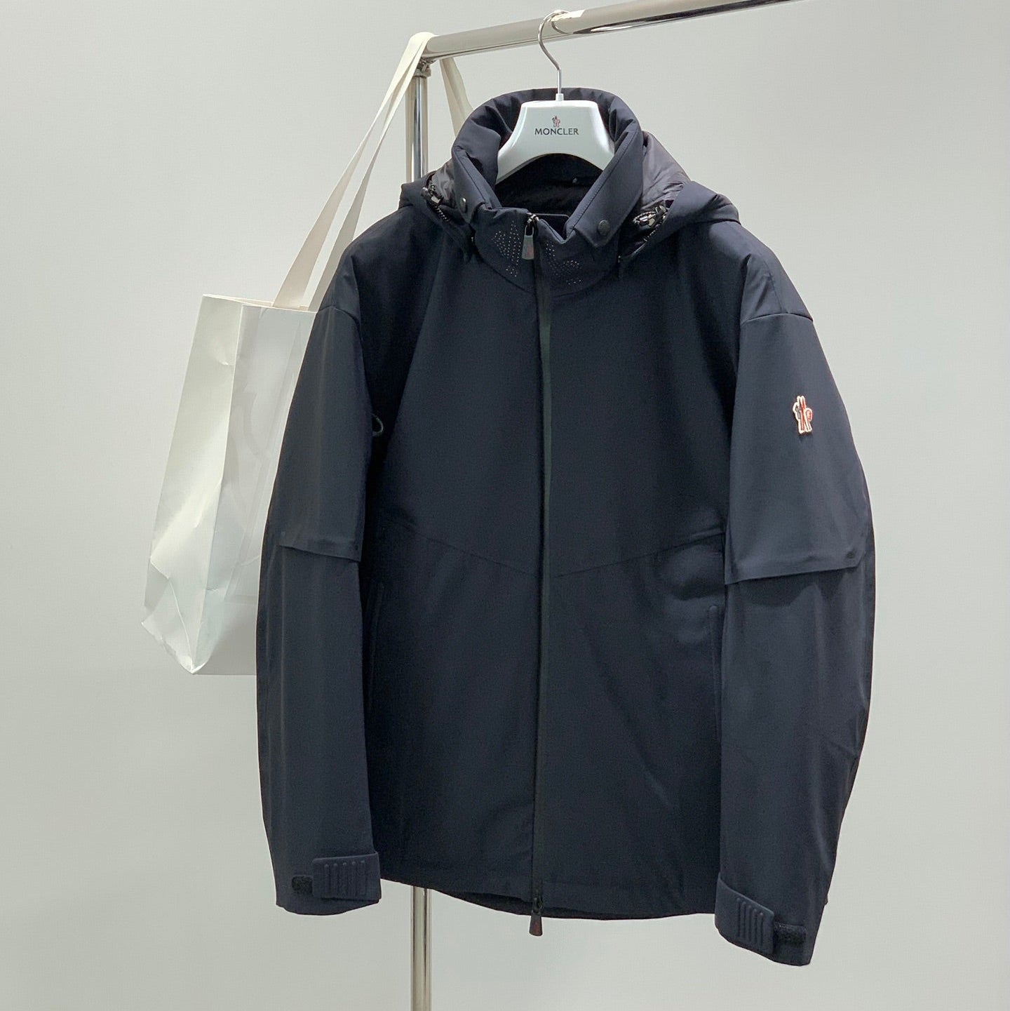 MONCLER 25S DOWN JACKET 397