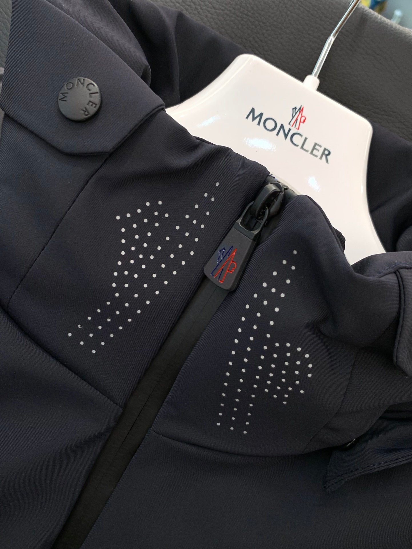 MONCLER 25S DOWN JACKET 397