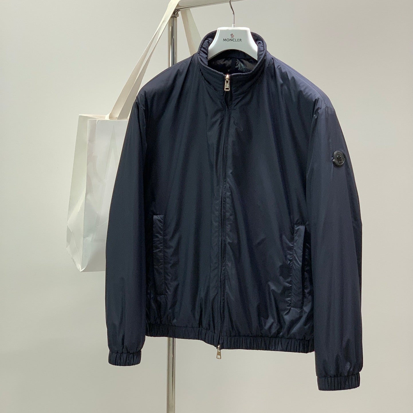 MONCLER 25S DOWN JACKET 391