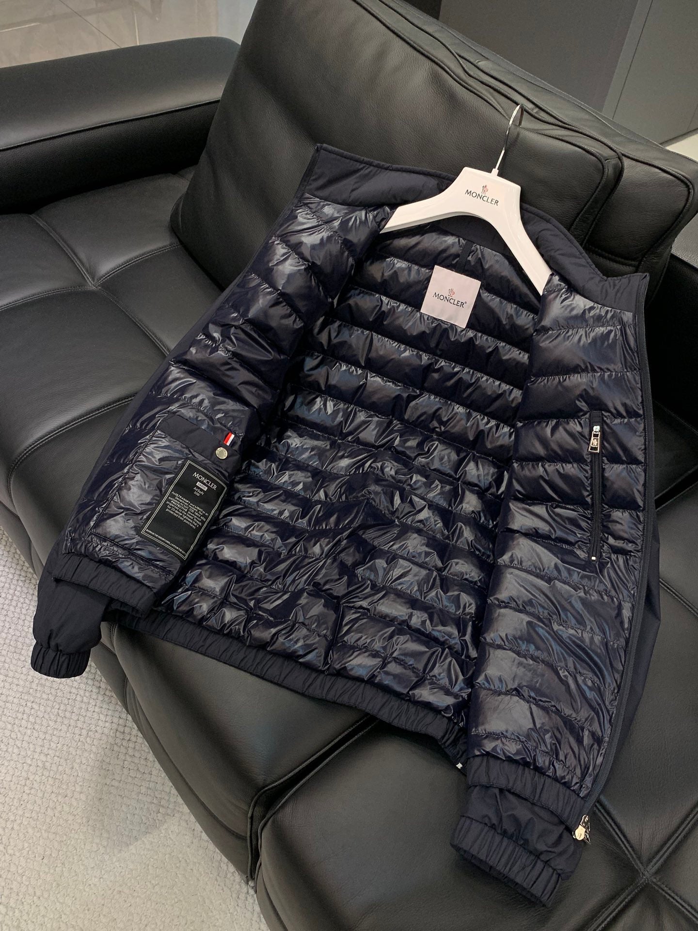 MONCLER 25S DOWN JACKET 391