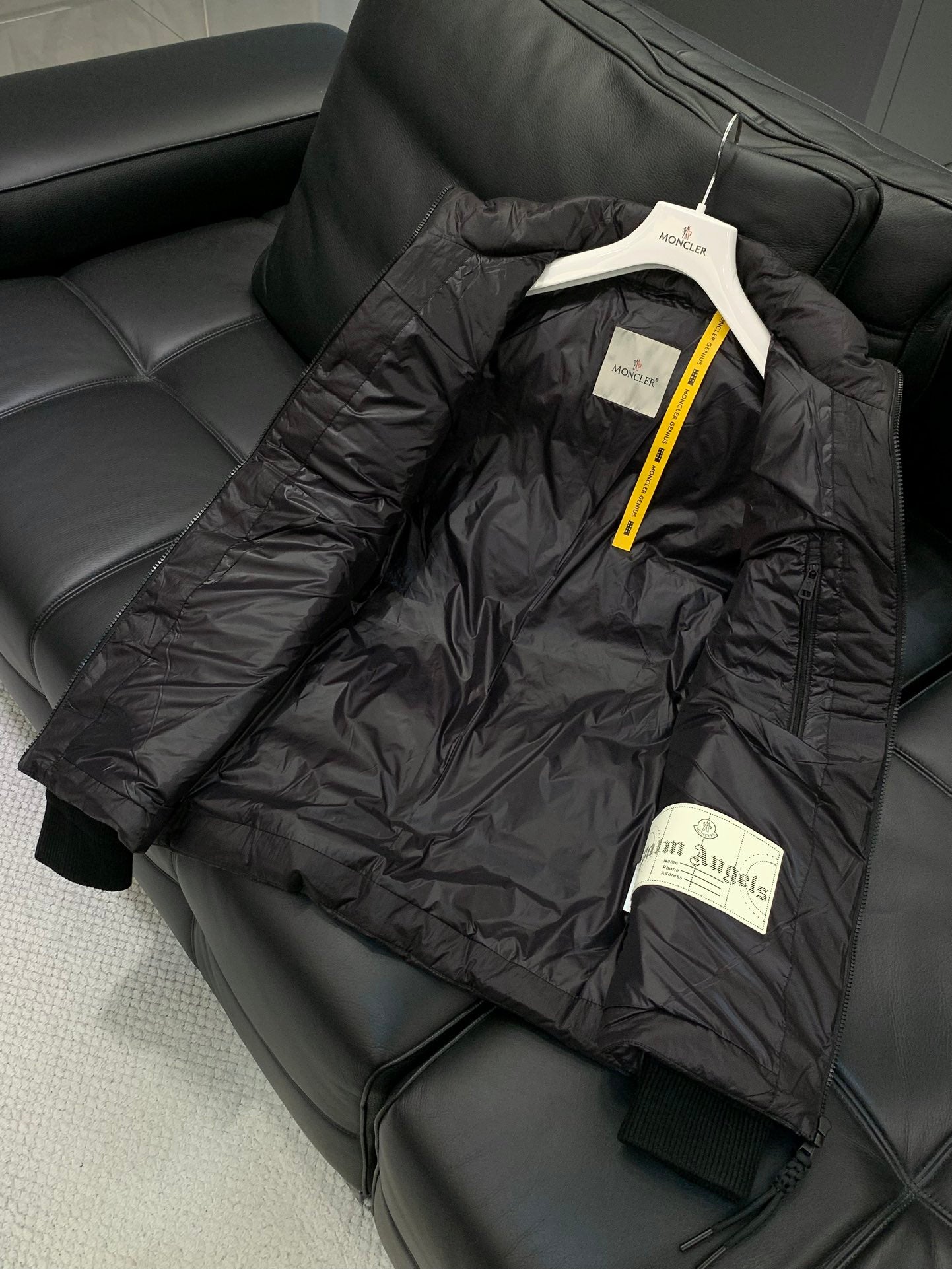 MONCLER 25S DOWN JACKET 392