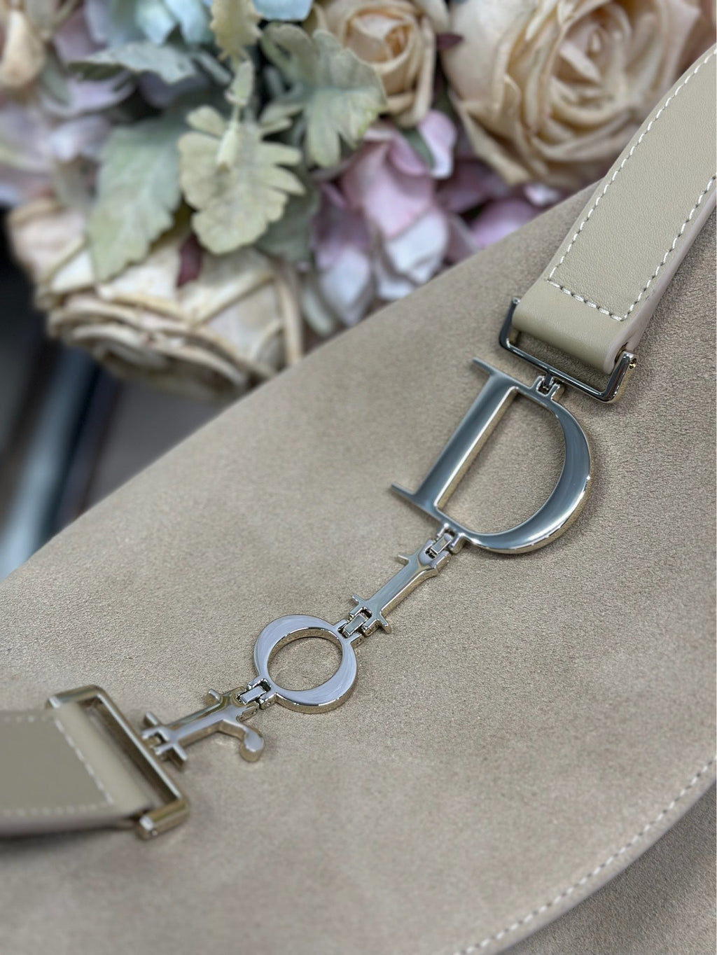 DIOR 26S DIORLY BAG 33 IN BEIGE SUEDE