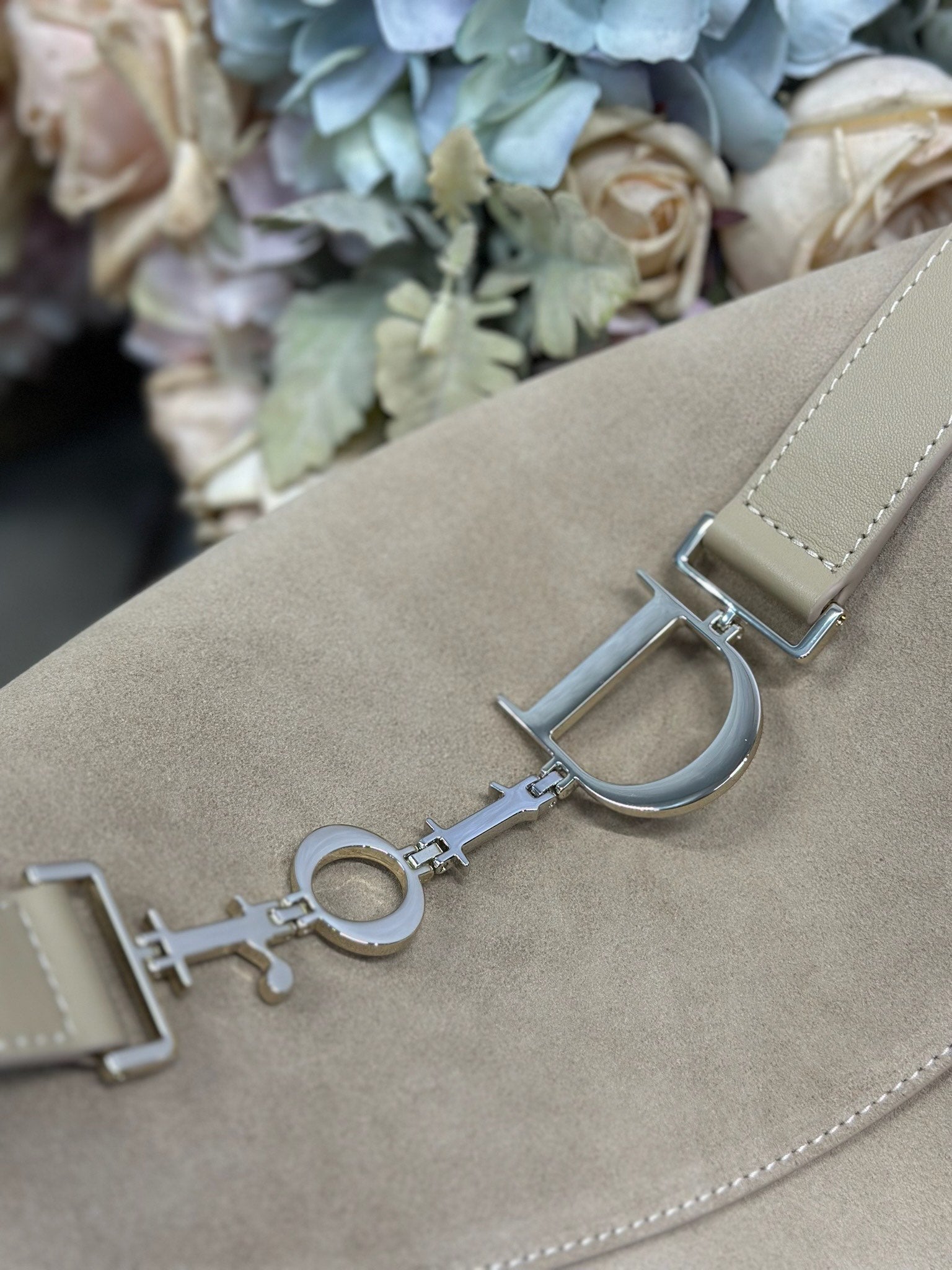 DIOR 26S DIORLY BAG 36 IN BEIGE SUEDE