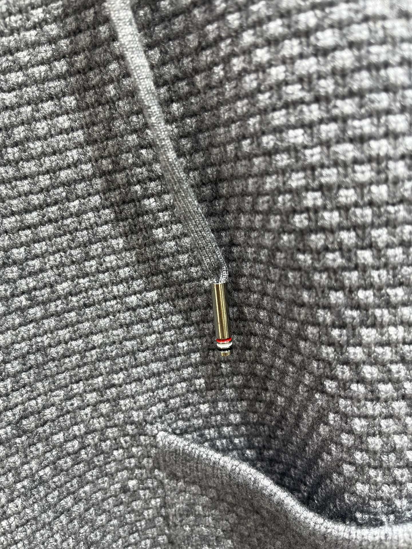 THOM 26S CARDIGAN STYLE 11