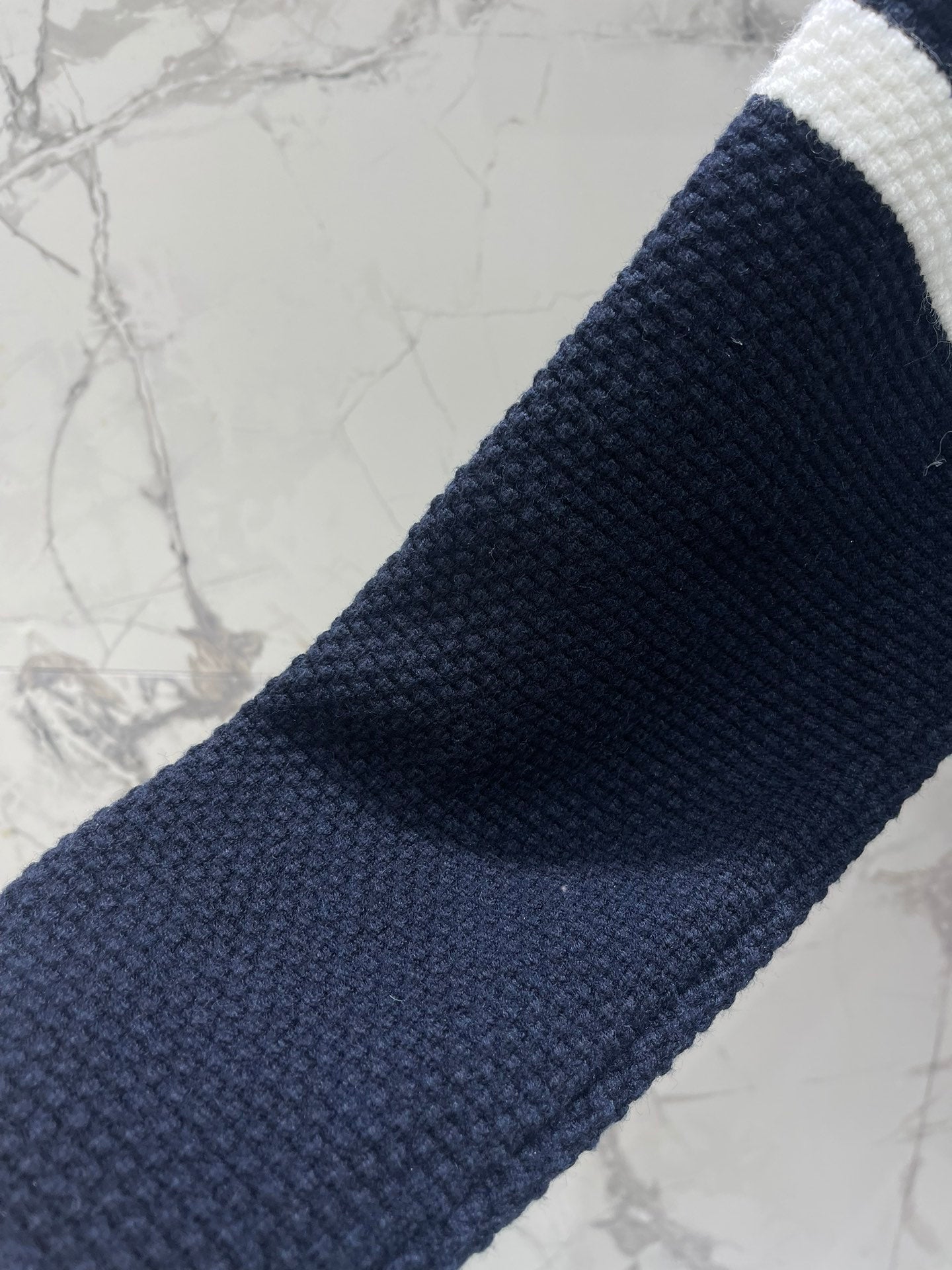 THOM 26S CARDIGAN STYLE 10