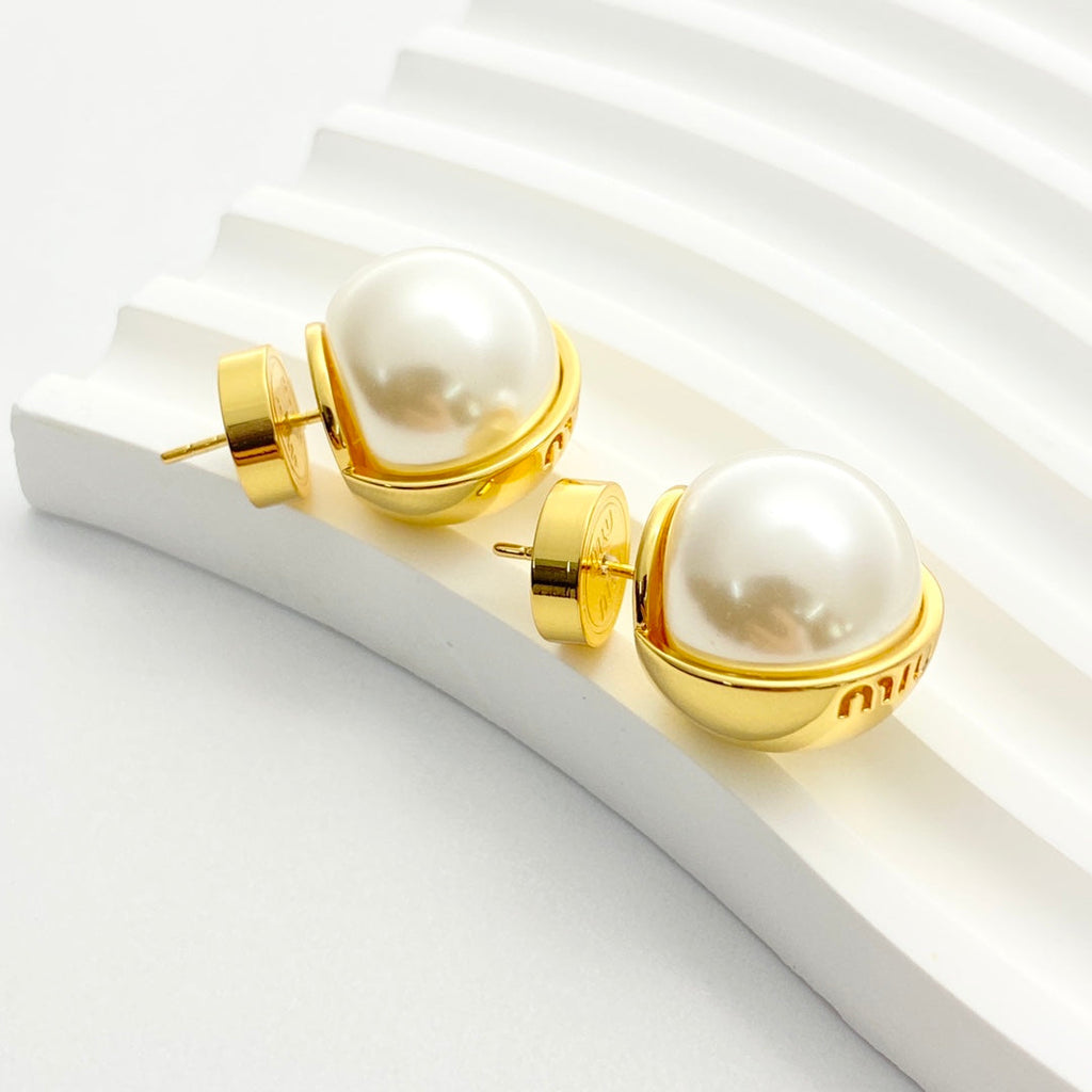 MIUMIU 26S PEARL BALL LOGO STUD EARRINGS IN GOLD TONE METAL 621512