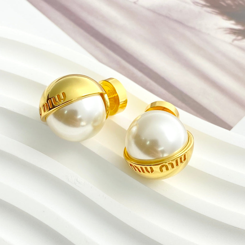 MIUMIU 26S PEARL BALL LOGO STUD EARRINGS IN GOLD TONE METAL 621512
