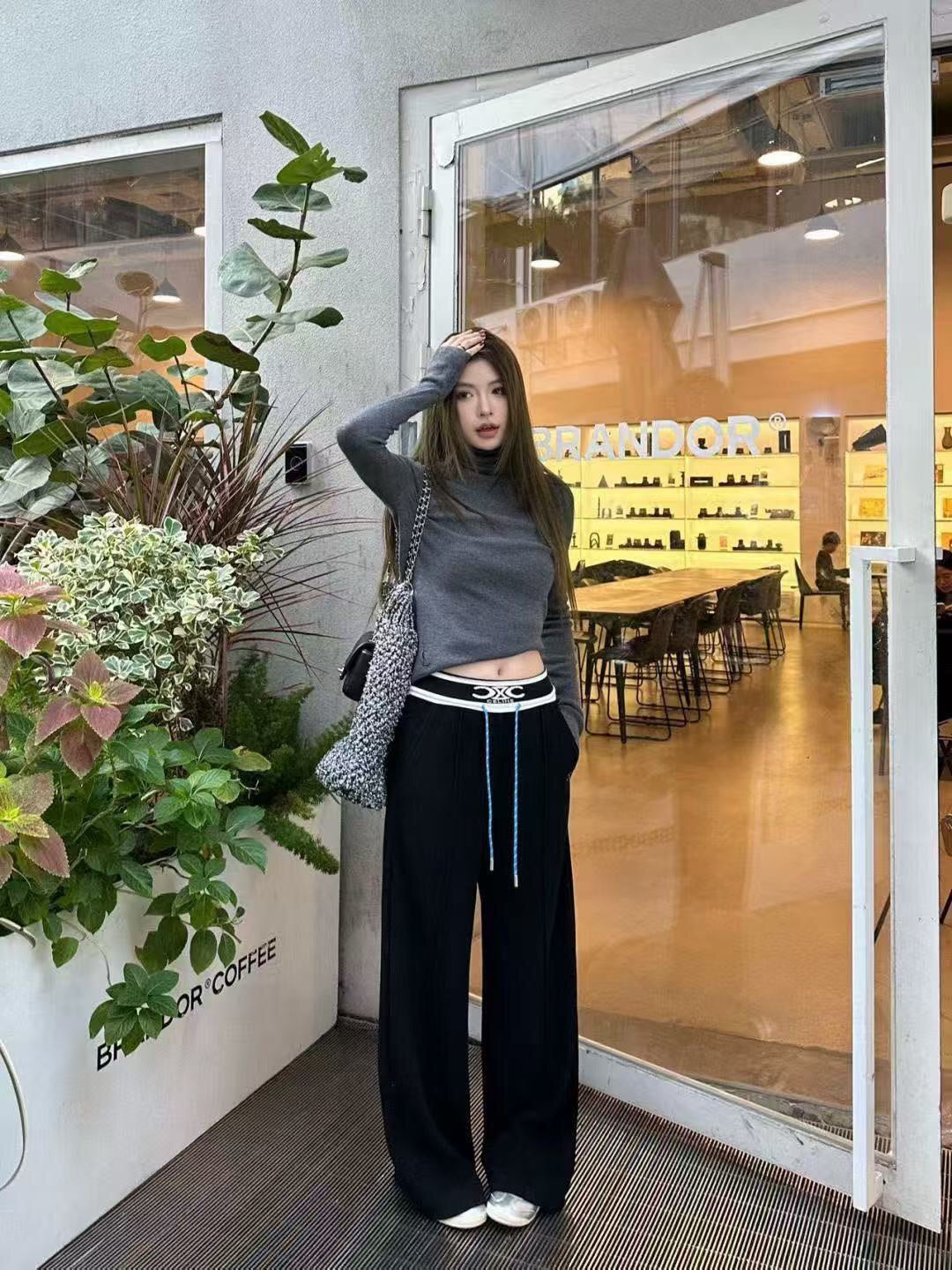 CELINE 26S HIGH-WAISTED PANTS STYLE 9