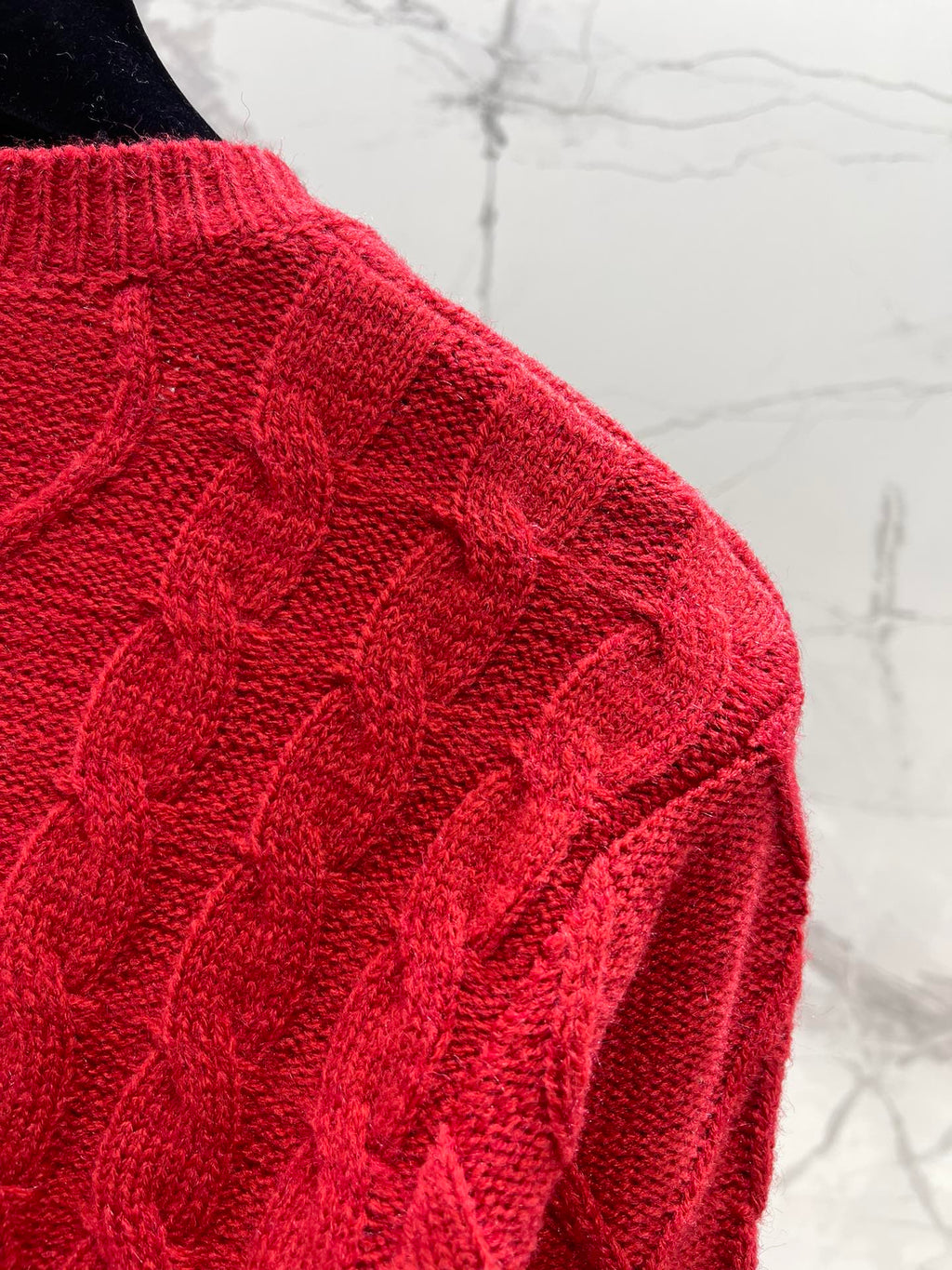 CHANEL 26S LONG-SLEEVE CREWNECK SWEATER 666