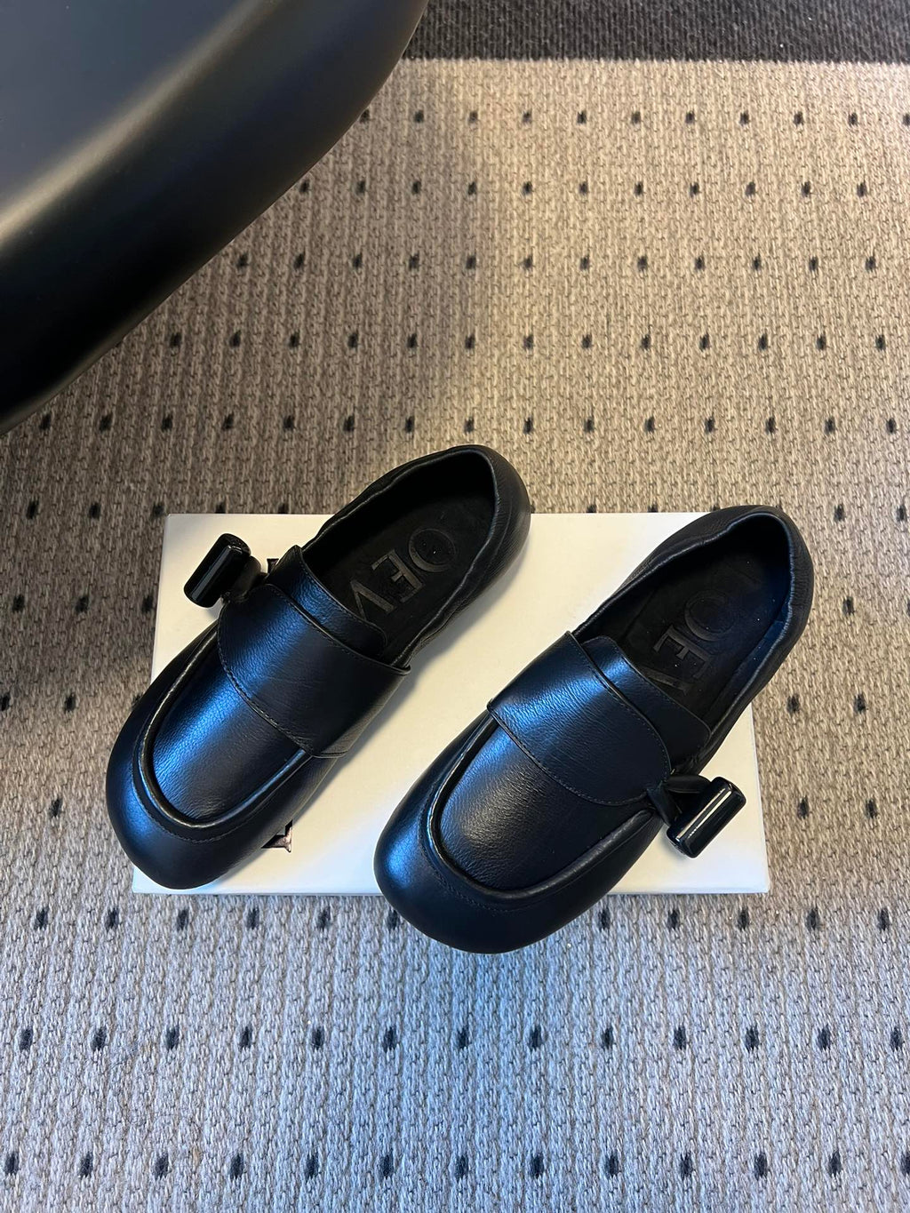 LOEWE 26S TOGGLE LOAFER 20MM IN BLACK SHINY CALFSKIN